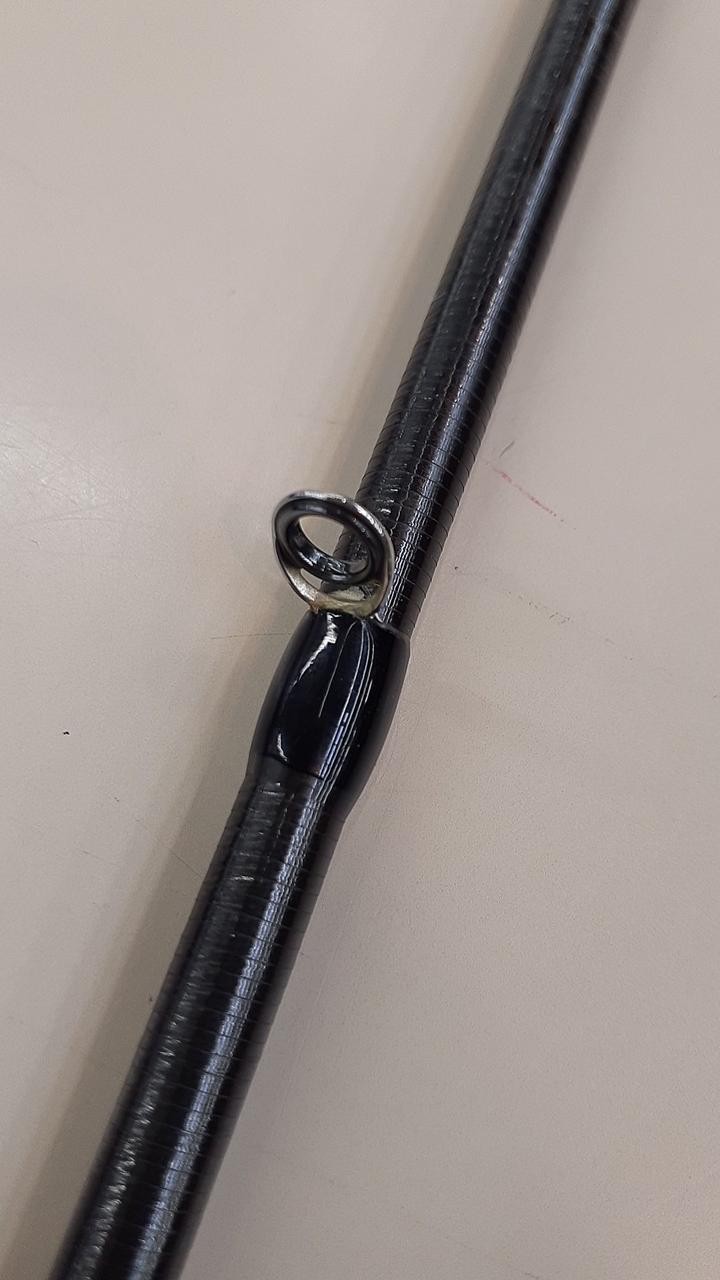 APIA GRANDAGE Seabass Fishing Rod 7’6″ 2-piece, Used Grip, 170g