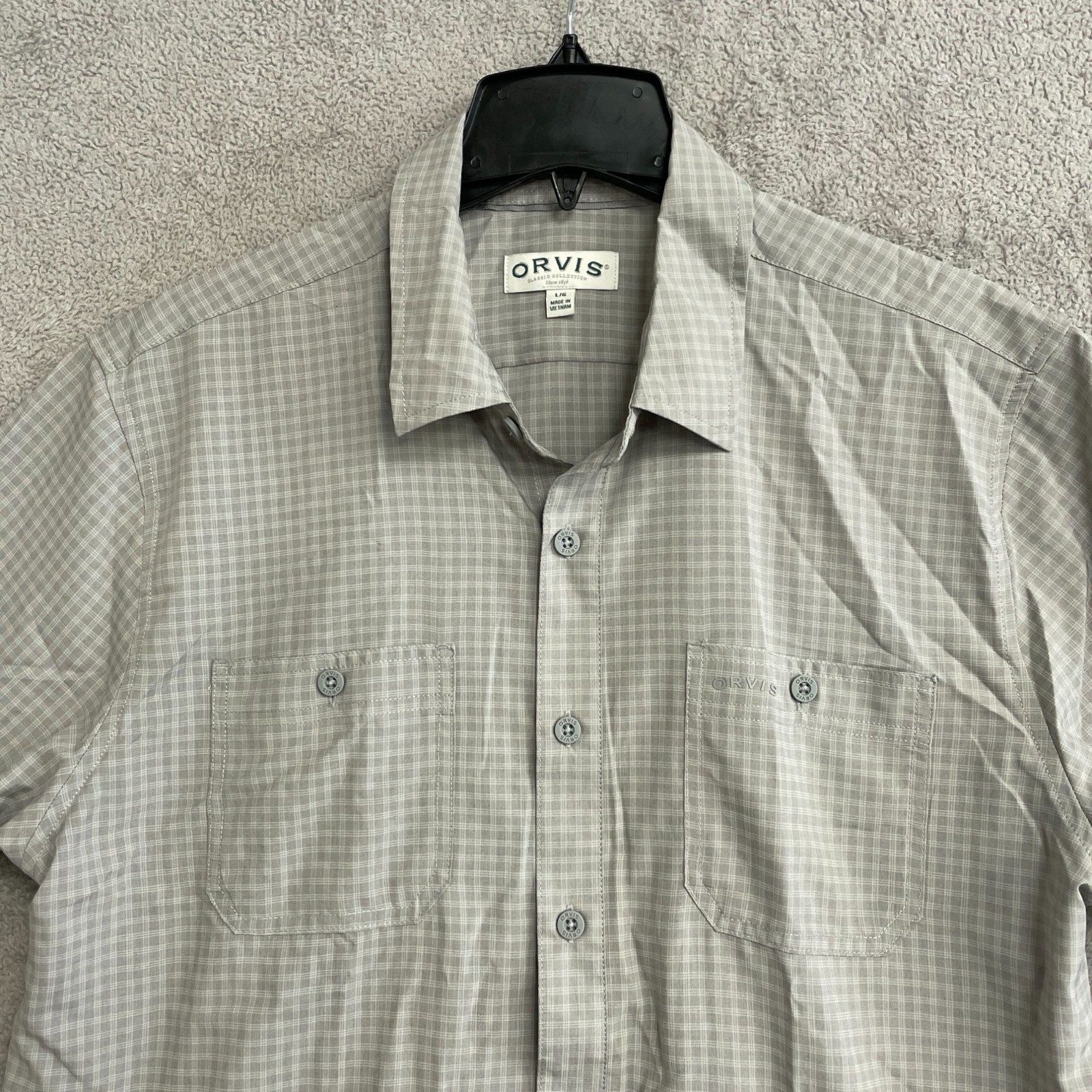 NWOT Orvis Men’s L Gray Short-Sleeve Button-Down Shirt Outdoor J2035