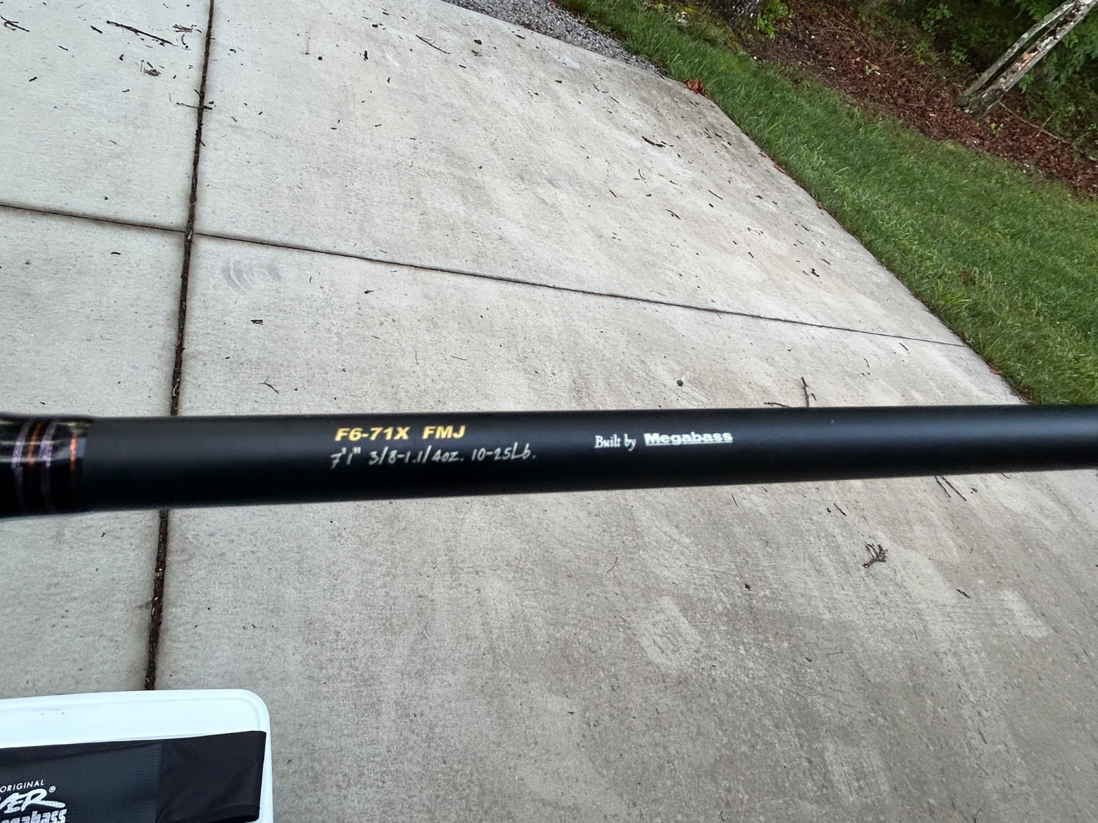 Megabass FMJ Destroyer casting rod F6-71X very light use
