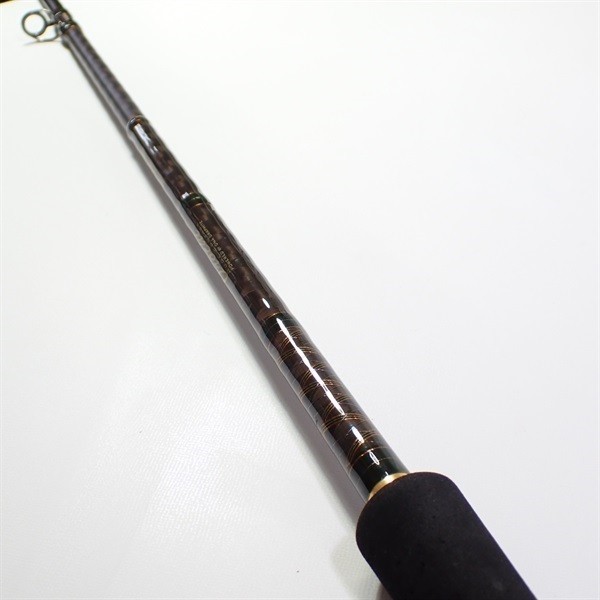 megabass Destroyer Orochi F7-74DG Cond/C