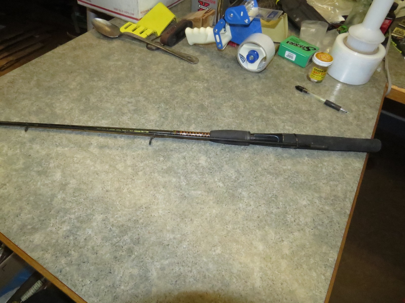 Vintage Shakespeare Ugly Stick Spin Fishing Rod SP1102 60ANNIV, 6′ Medium Action