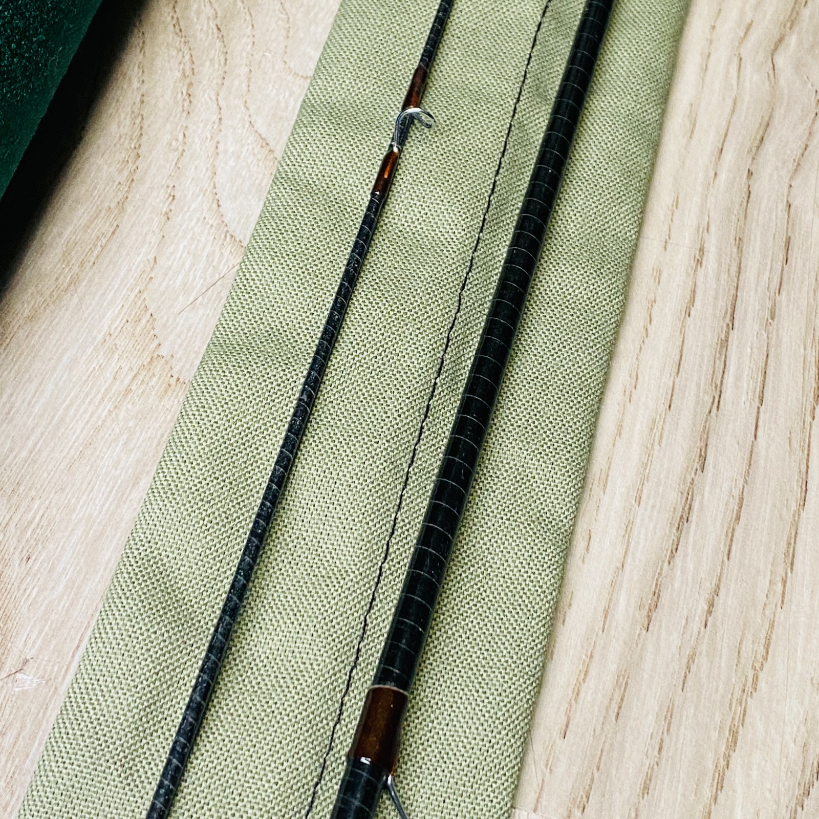 Orvis Superfine Seven Eleven 7’11” 4wt Fly rod w/Tube Socks 1296