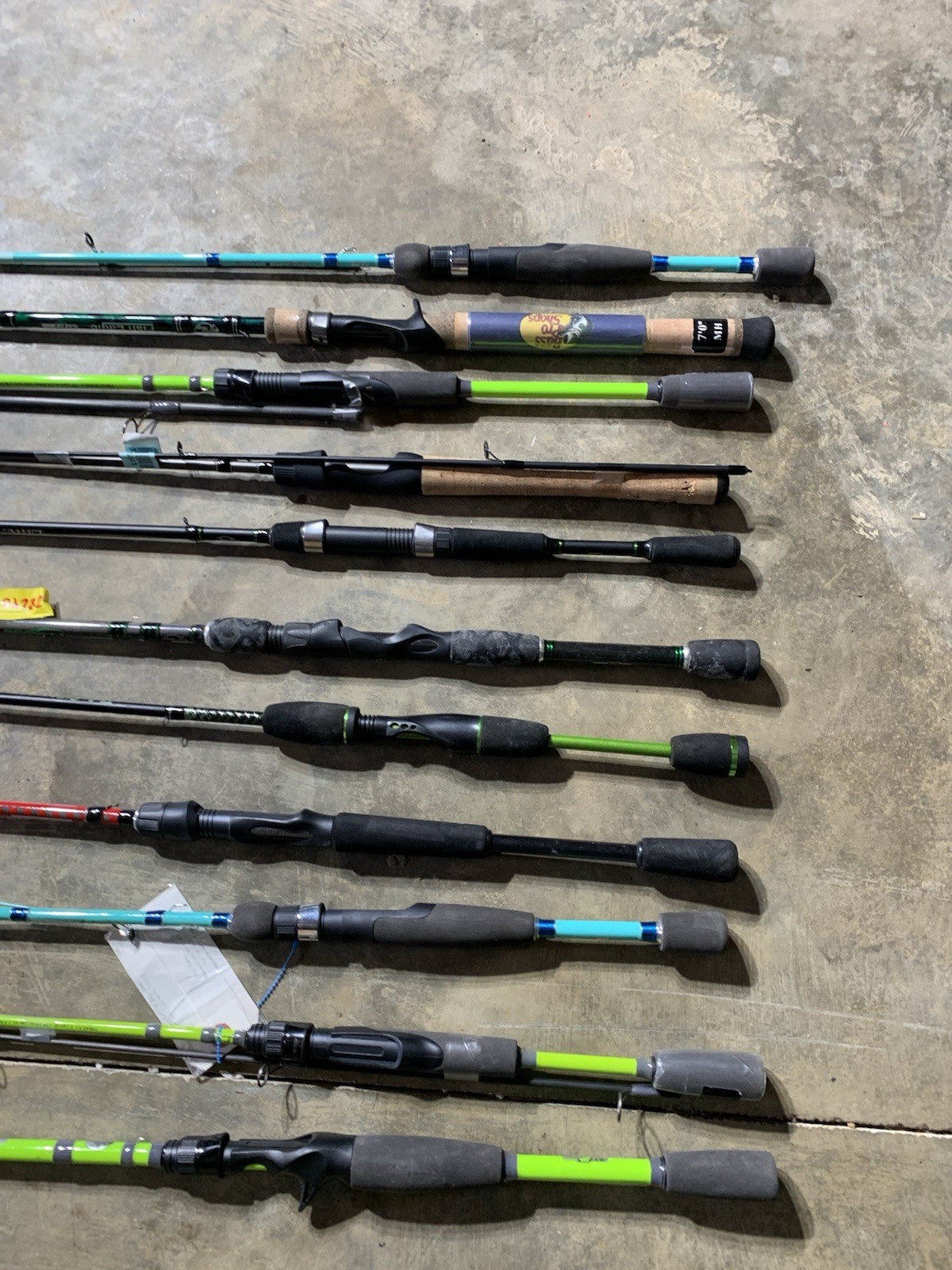 LOT OF 11 BASS PRO SHOP, Lews, Zebco FISHING RODS (BROKEN)