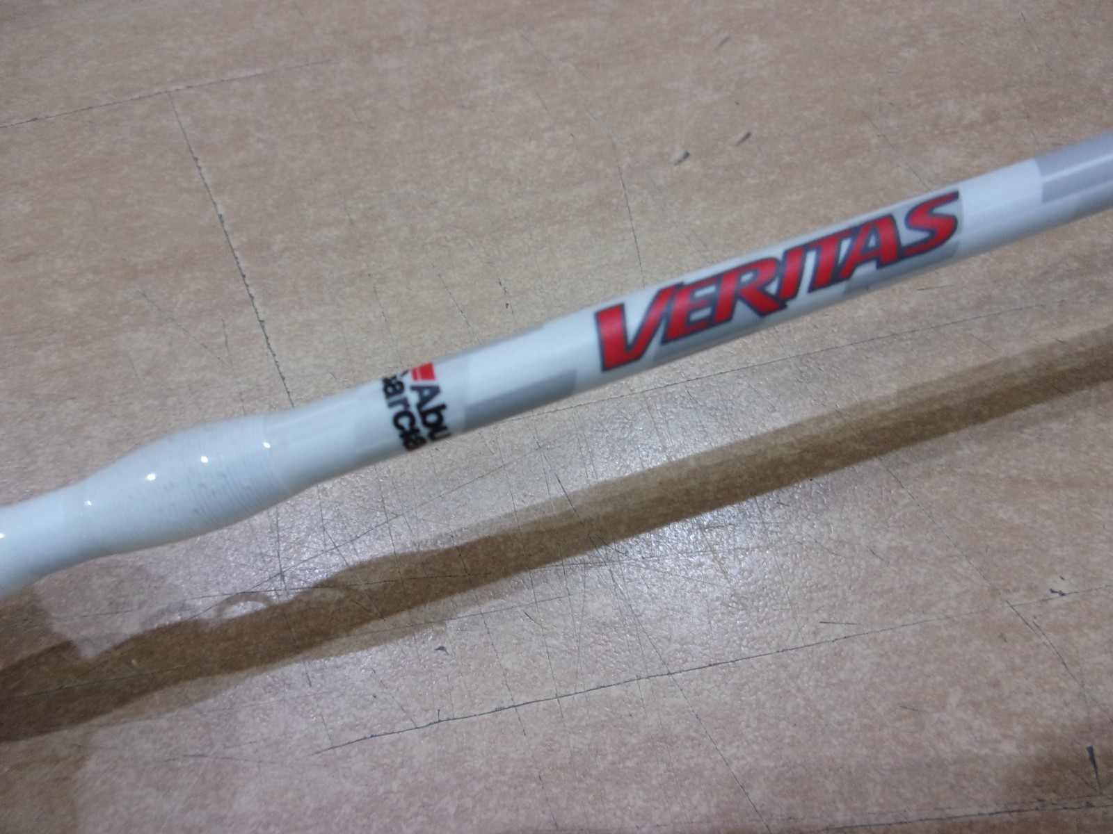 ABU GARCIA VERITAS LIMITED EDITION Ice spinning rod 27 inch medium light action