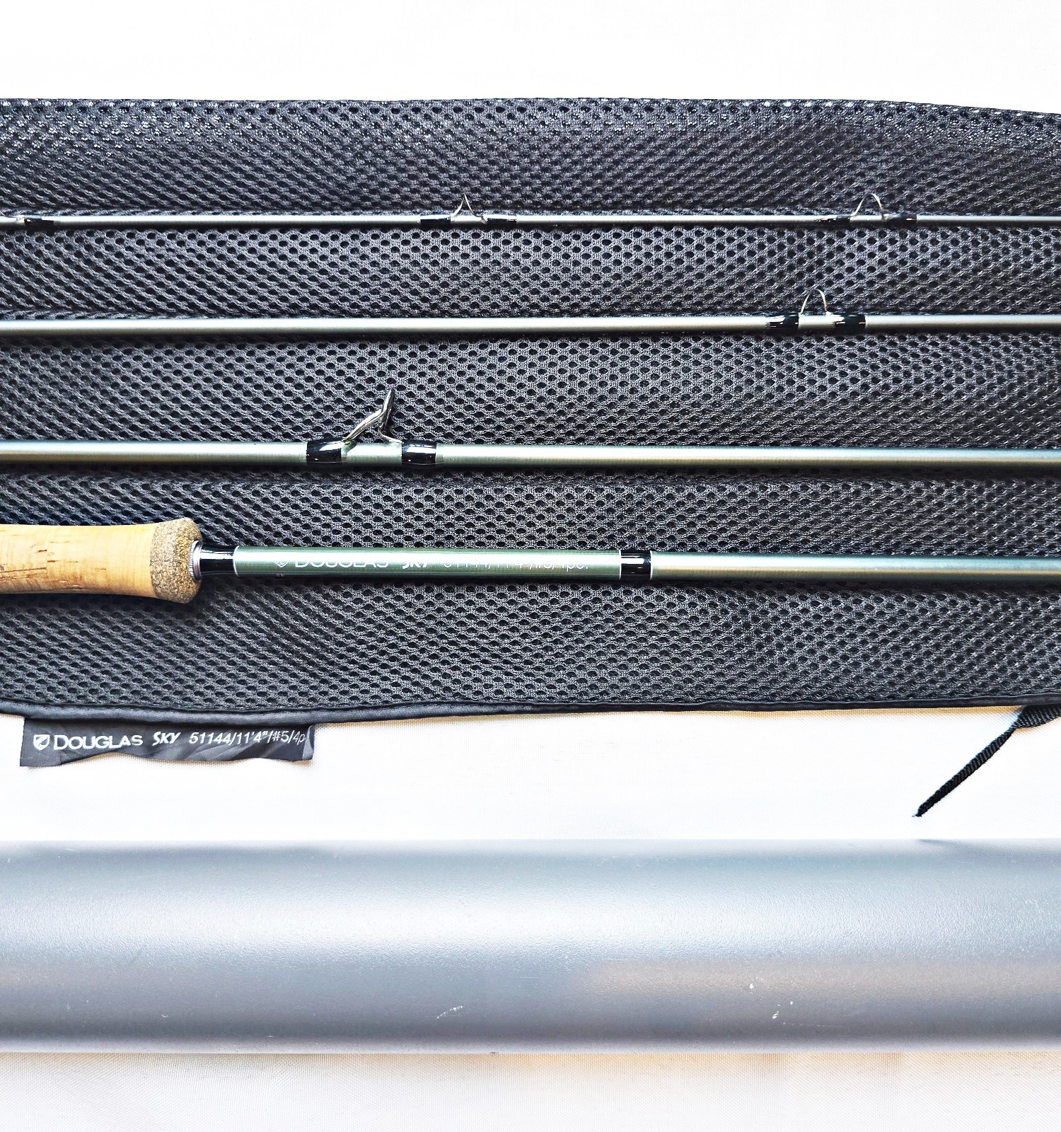Very Nice Douglas Sky 11 Ft 4 In 5wt 4 Pc Graphite Flyrod In Tube