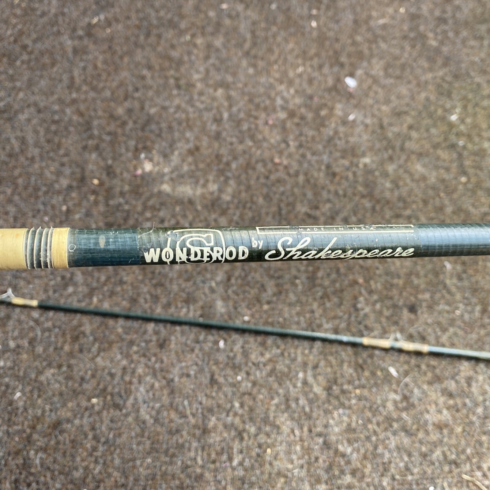 Shakespeare Wonderod Fiber 7 6″ 2-Piece Fly Rod Green Fishing Trout No Reel Bass