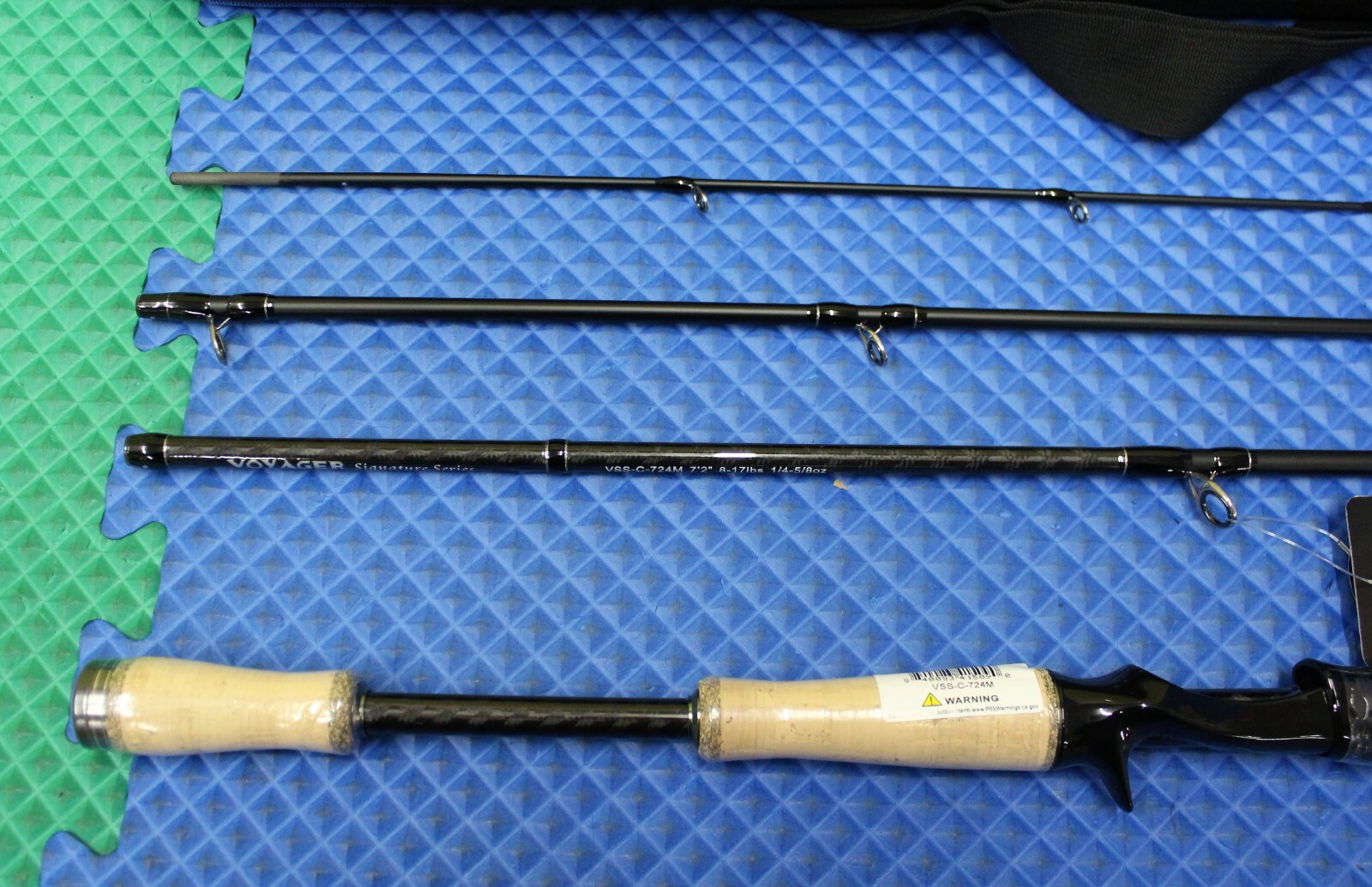 Okuma Voyager Signature Freshwater Rod 7′ 2″ Medium 4-Pc W/Soft Case VSS-C-724M