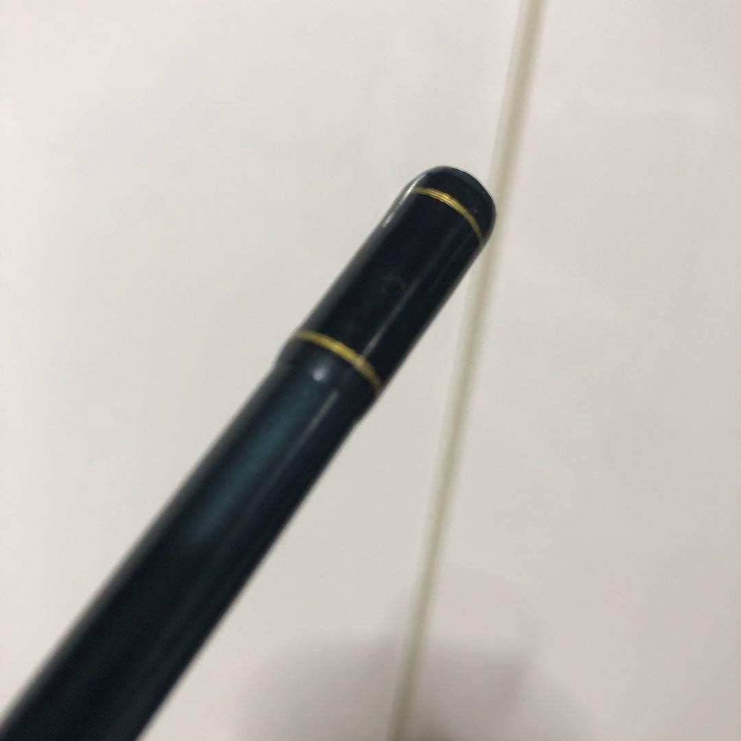 Bass Pistol Grip Rod 5’6″ Green Spongy Grip for Small Plug Fishing Used