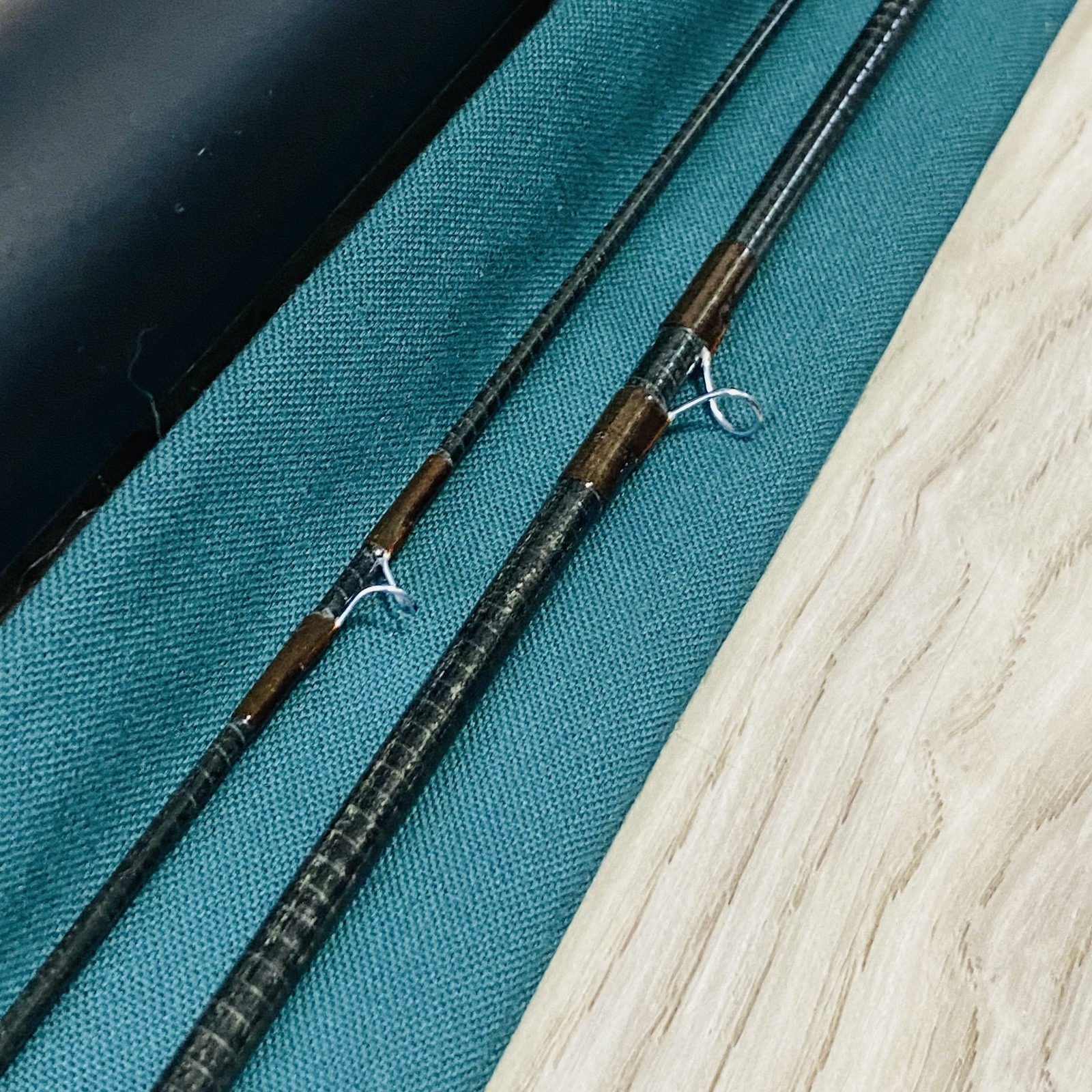 Orvis Superfine Seven Eleven 7’11” 4wt Fly rod w/Tube Socks