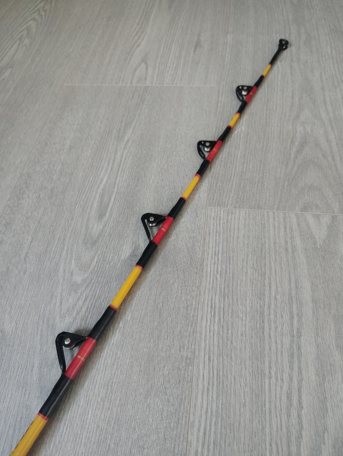Sabre Stroker Pro Lite Full Roller 40-100lbs Rod