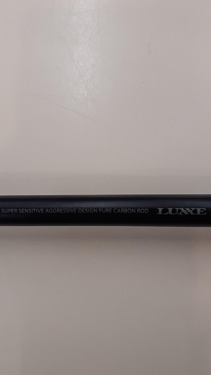 GAMAKATSU Luxxe Coyote S100M Shore Jigging Rod 2pcs 190g Used, Crack, Rust
