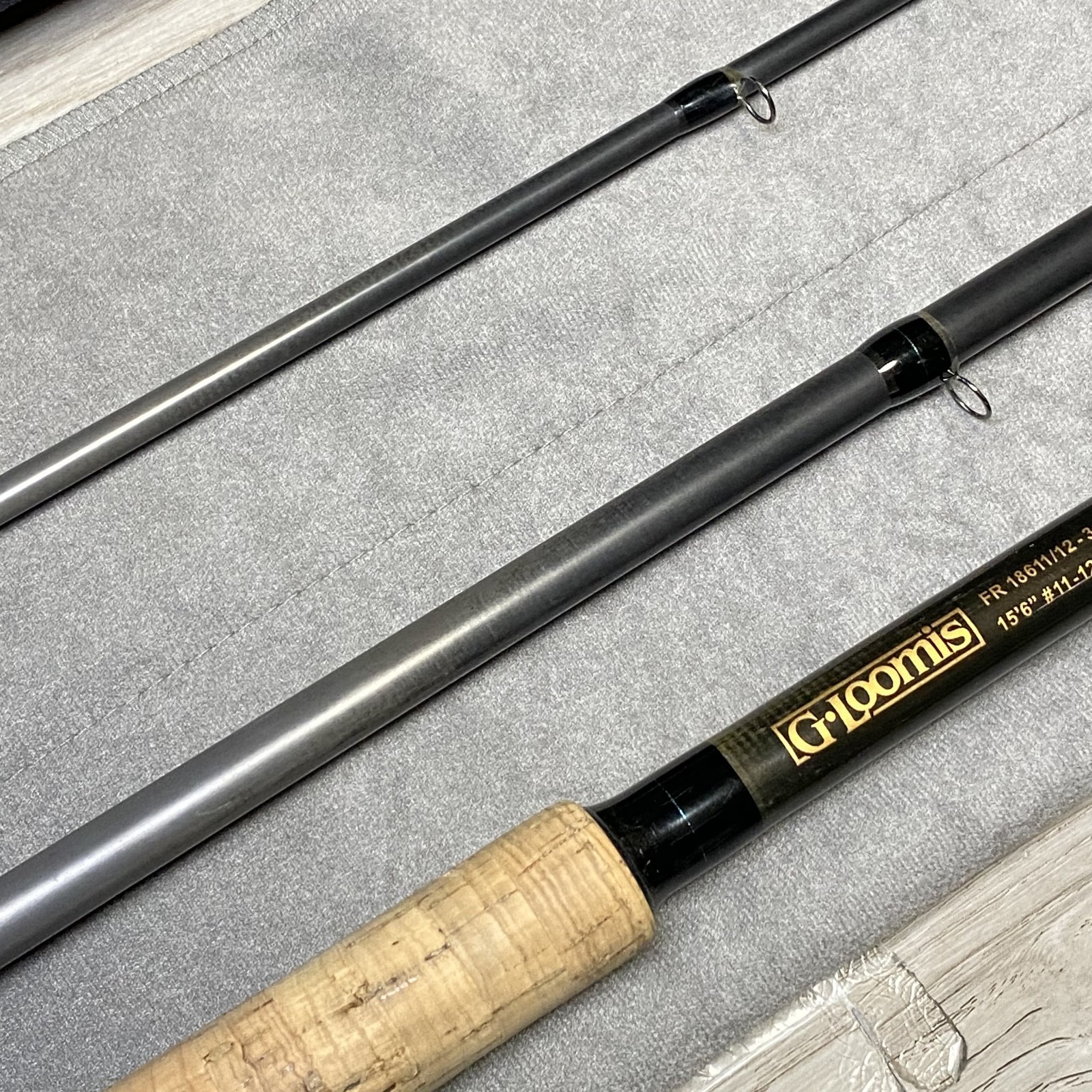 [RANK A] G. Loomis GLX FR18611/12-3 15’6″ 11-12wt Fly Rod W/Tube Sock Excellent
