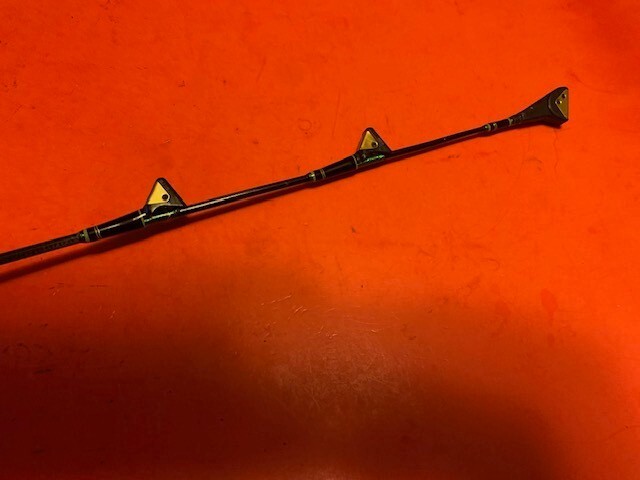 CUSTOM BUILT CALSTAR GRAFIGHTER GX7 7 FOOT 8 TO 20 LB. BAITCASTING FISHING ROD