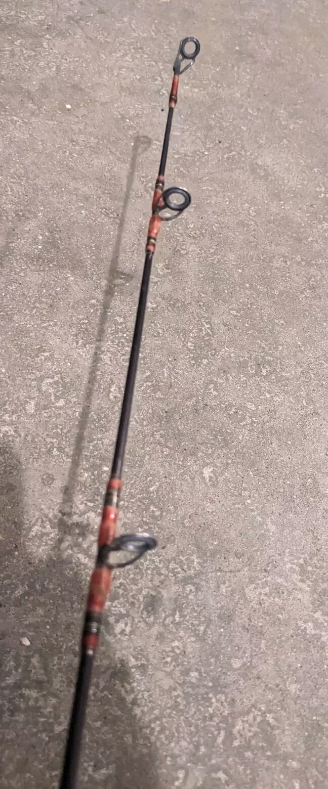 Bass Pro Shops tourney Special IM6 5’2″ 1 Pc Baitcasting Vintage Fishing Rod