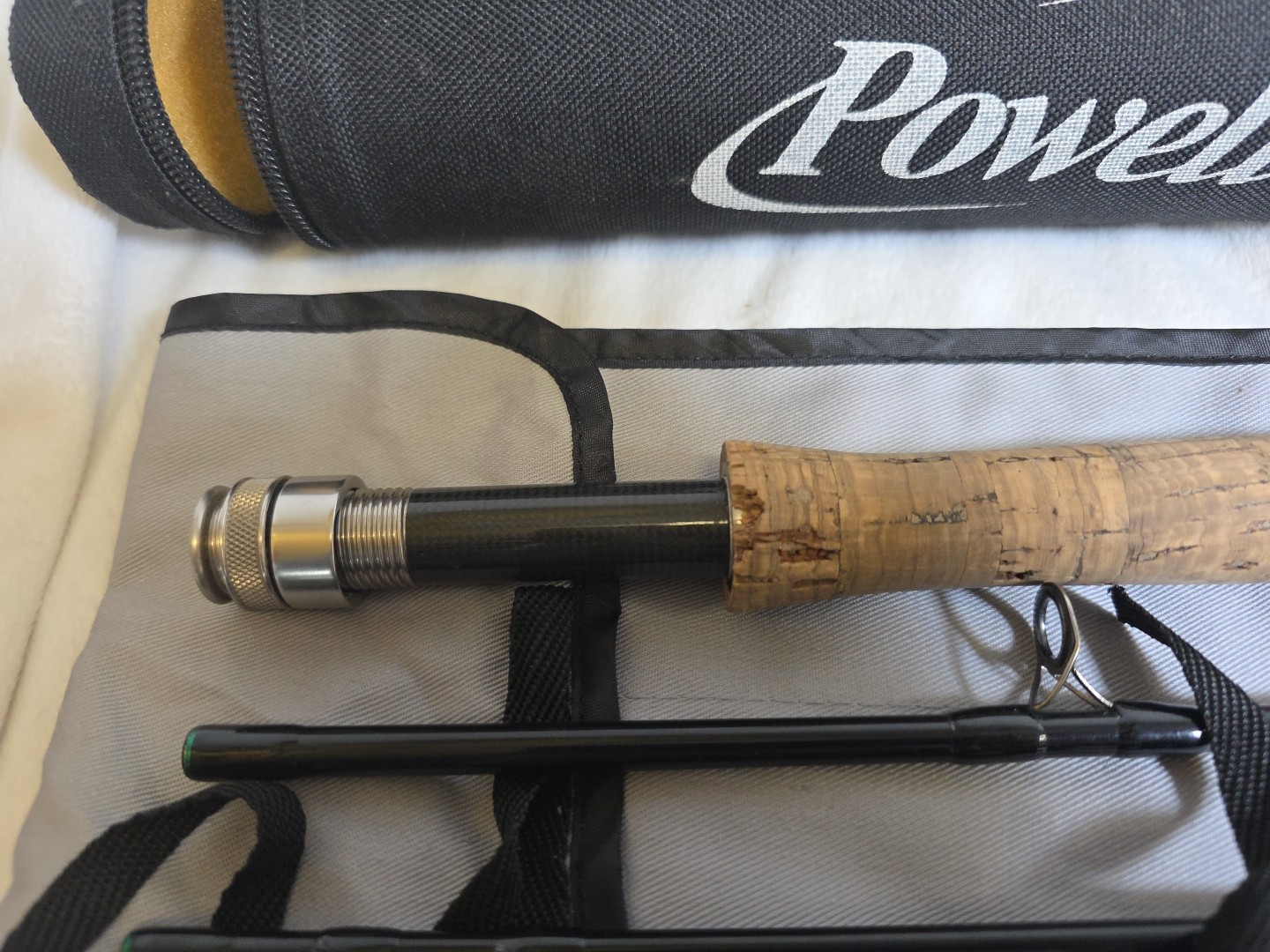 Powell Legacy XL 905-4 Fly Fishing Rod 9′ 4wt 4 Piece Black Excellent Case