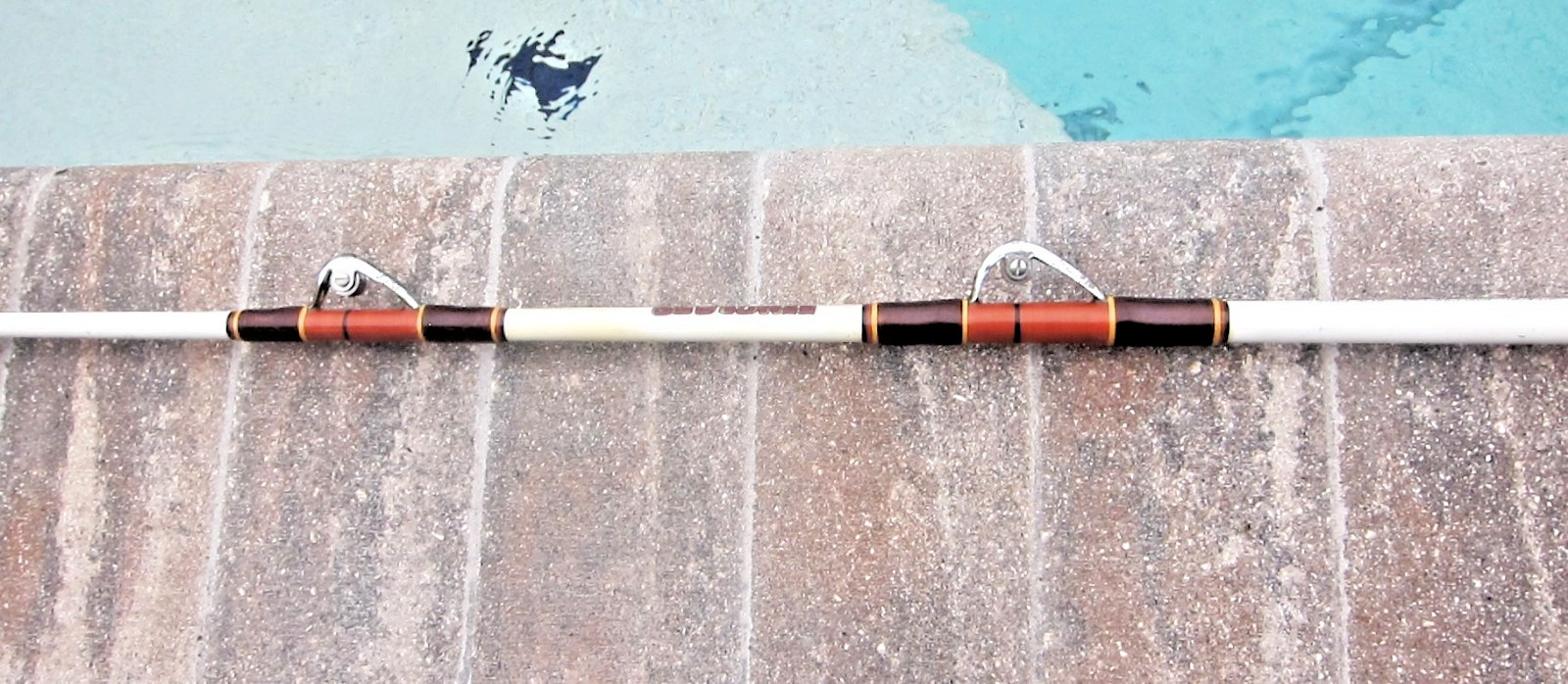 Vintage FENWICK IGFA-30 FENGLASS Stand-Up Rod; AFTCO: 6’9″; 30-60lb – GOOD USED!