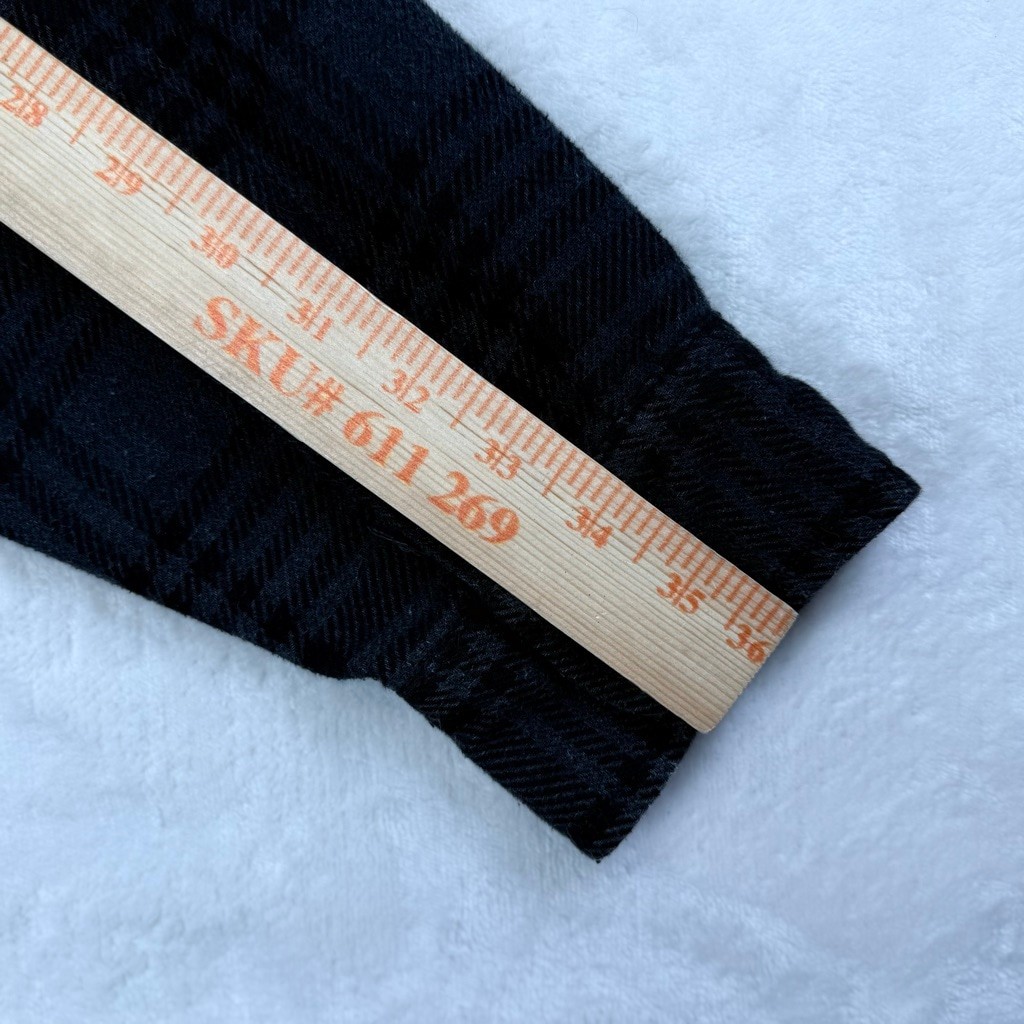 Men’s Orvis Heavyweight Black Gray Plaid Casual Button Down Shirt XL