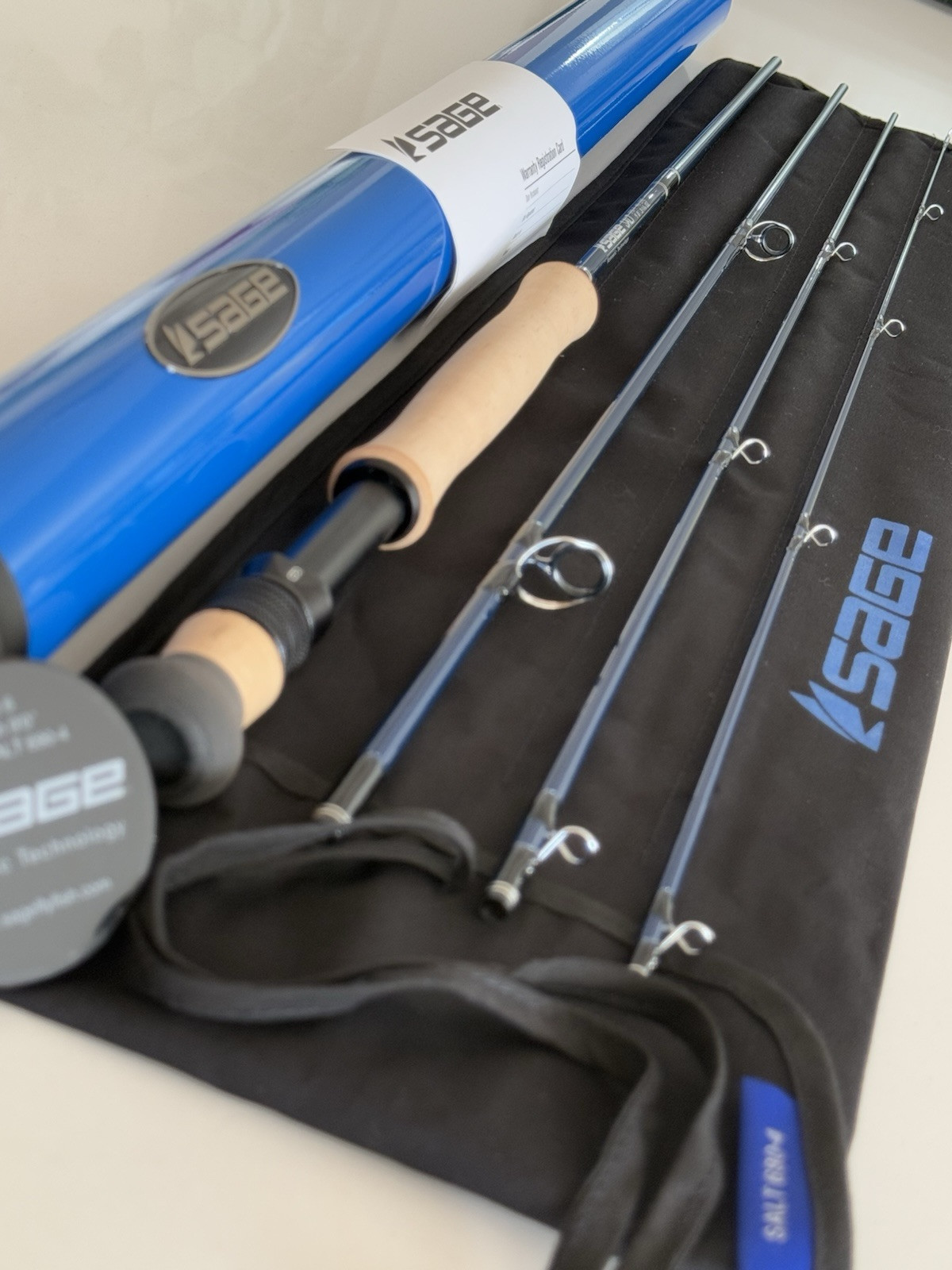 **BEAUTIFUL** 🔥 SAGE SALT 6wt. 9’ft~4pc FlyRod!! 🔥~MINT~🔥