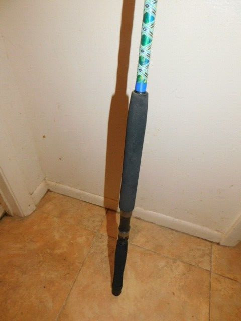 CUSTOM SPINNING ROD MAHI BLUE GREEN YELLOW MARBLE 20-40 LB 7′ NEW