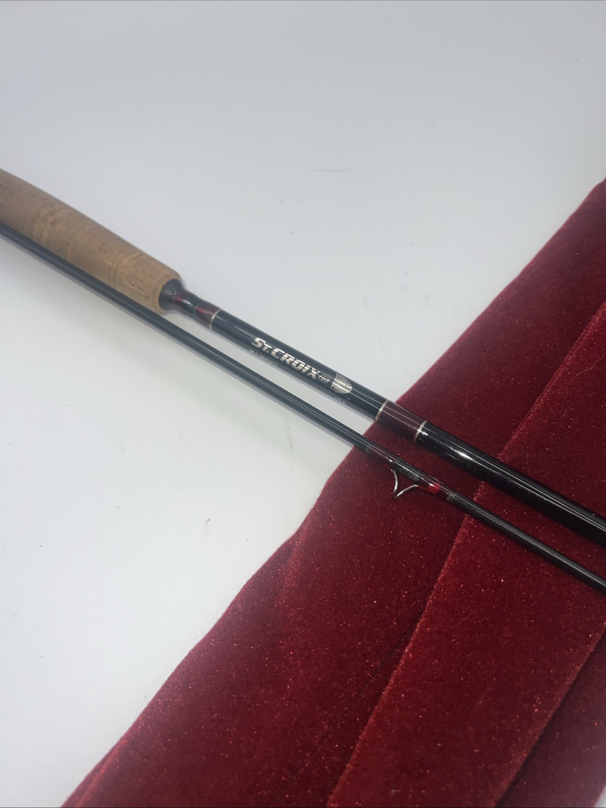 St. Croix Legend Series L8045 Graphite Fly Rod 2 pc. 8ft