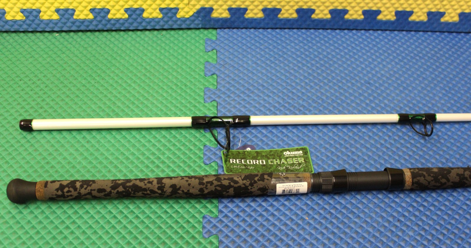 Okuma Record Chaser Catfish Alligator Gar Spinning Rod 2-Pc Hvy 10′ RC-S-1002H