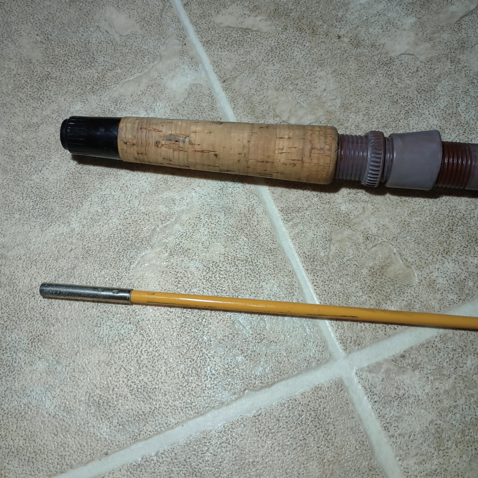 Vintage South Bend fishing rod Spinning Fiberglass 6ft Crappie trout 2-204-005