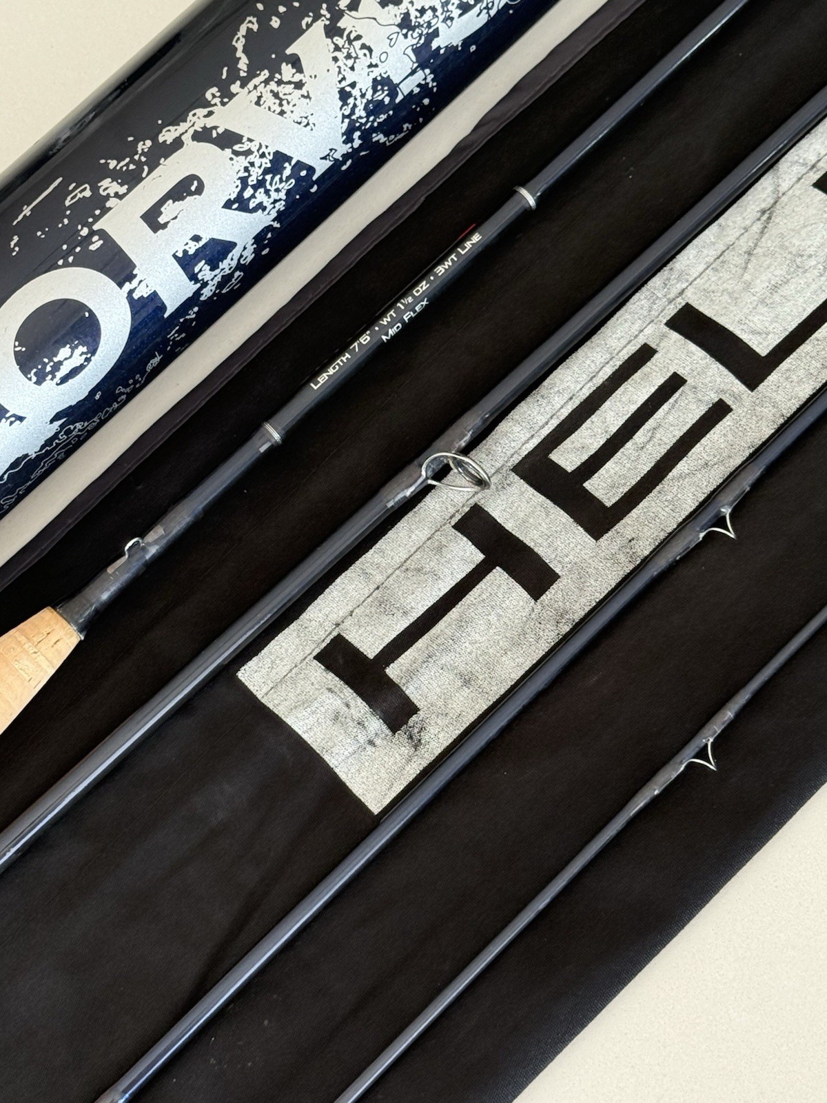 **BEAUTIFUL** SUPER RARE ORVIS ￼ HELIOS-2 3wt 7’6”in ￼ Flyrod!!