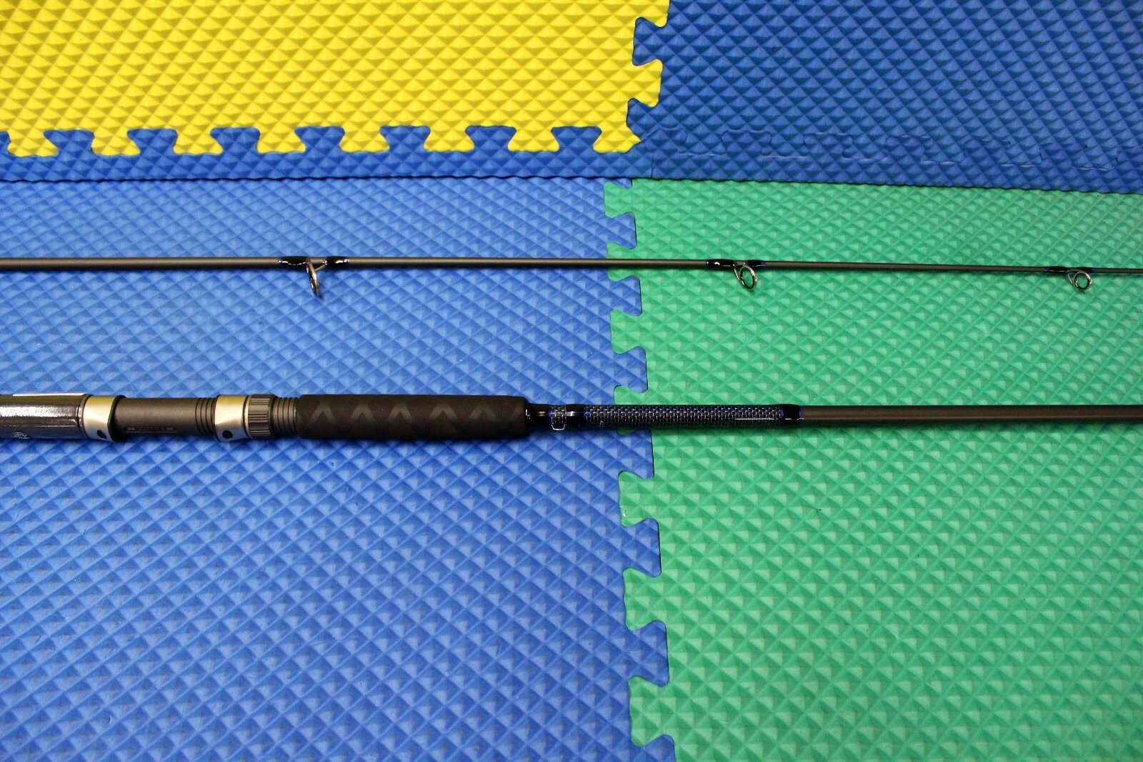 Okuma Rockaway Surf Spinning Rod 2-Piece 10′ 0″ Medium RA-S-1002M