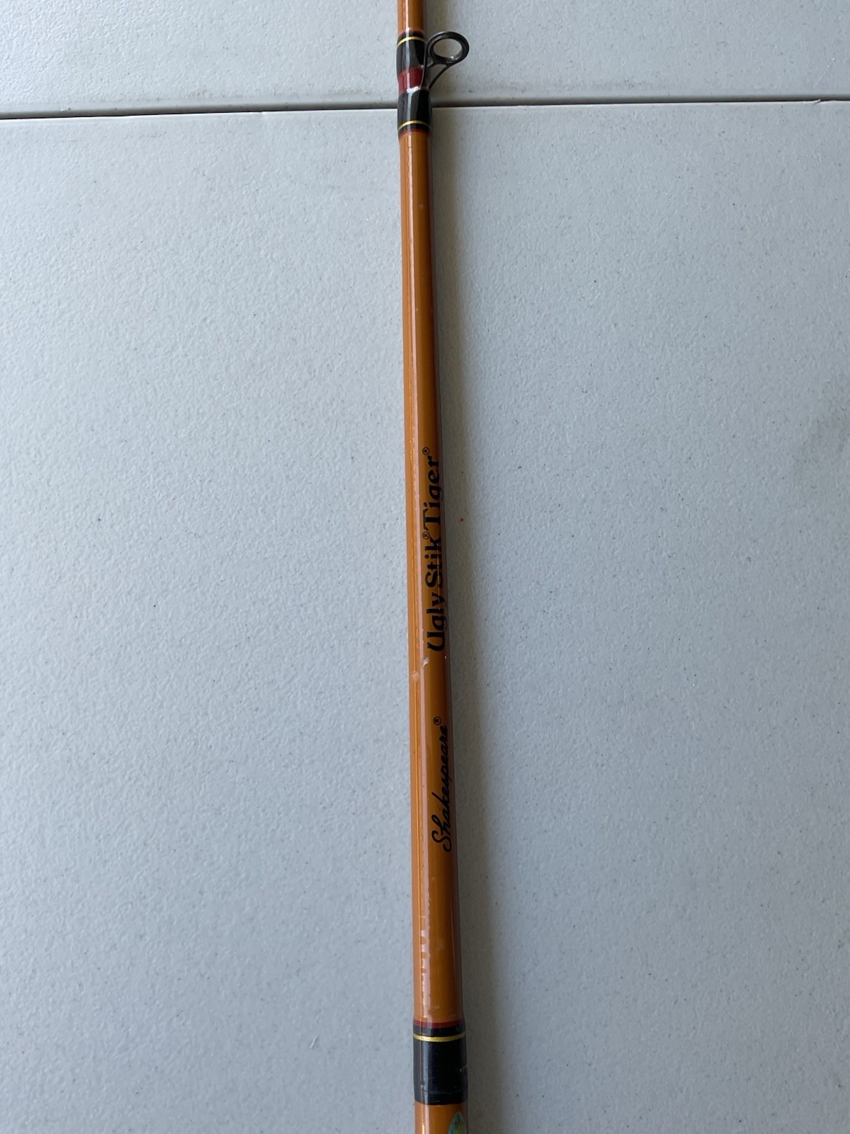 UGLY STICK BWD 2200 8FT 12-30 LB NINE GUIDES SALTWATER FISHING ROD