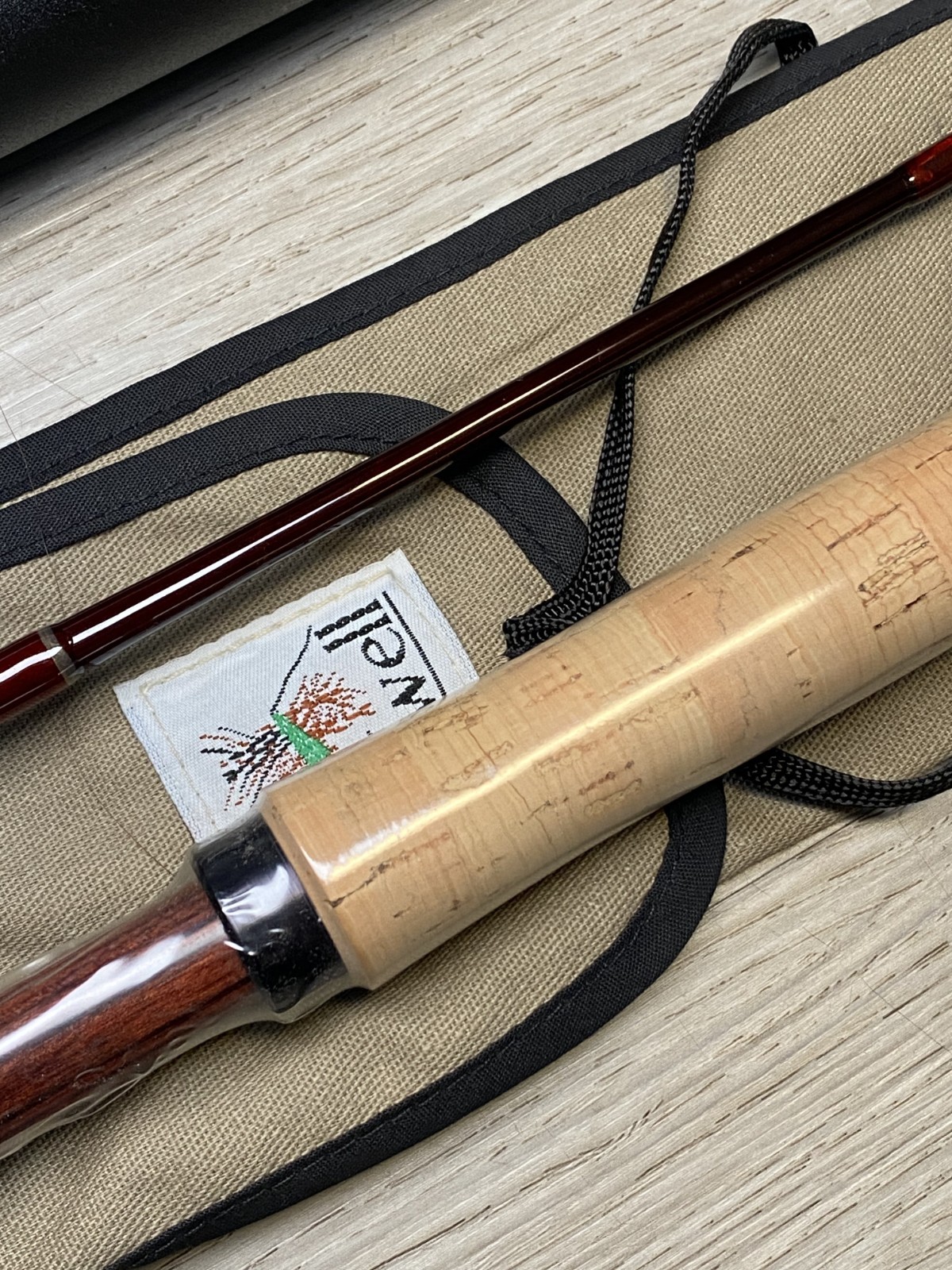 [Near Mint] Powell SS9045 9’0” 4-5wt Fly rod w/Sock and Tube