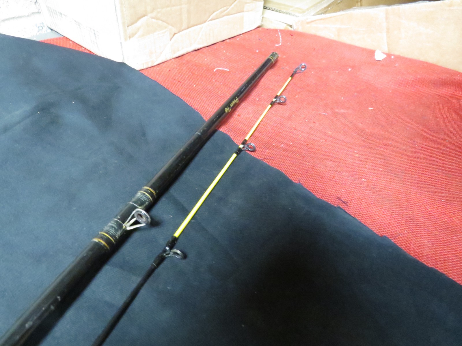 Master Graphite Composite GC88PT 8 1/2′ Downrigger Fishing Rod 2-Piece 8-20 Line