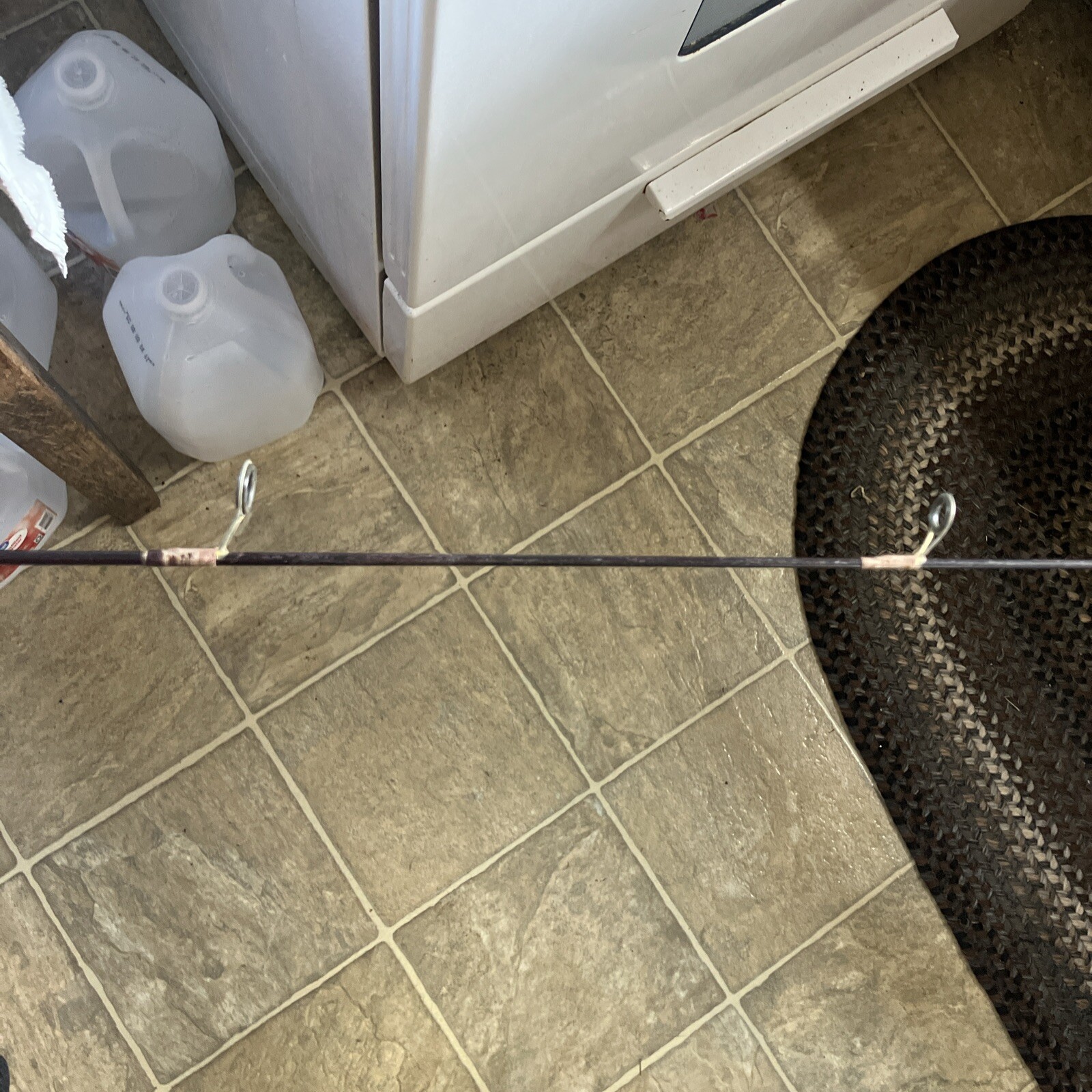 Bass Pro Shops BB58ms 1-Piece IM6 Graphite Medium Bass Action Casting Rod 5’8”