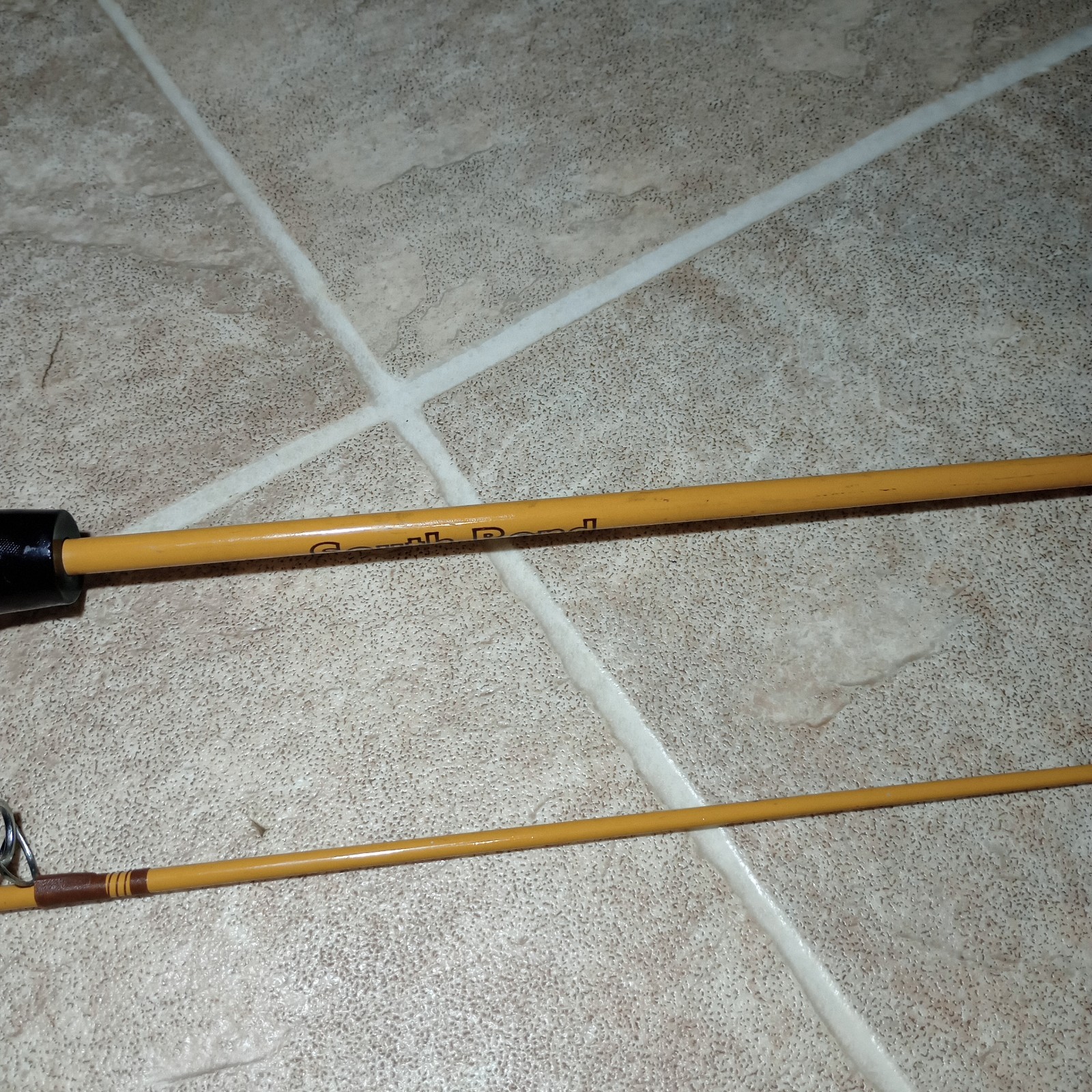 Vintage South Bend fishing rod Spinning Fiberglass 6ft Crappie trout 2-204-005