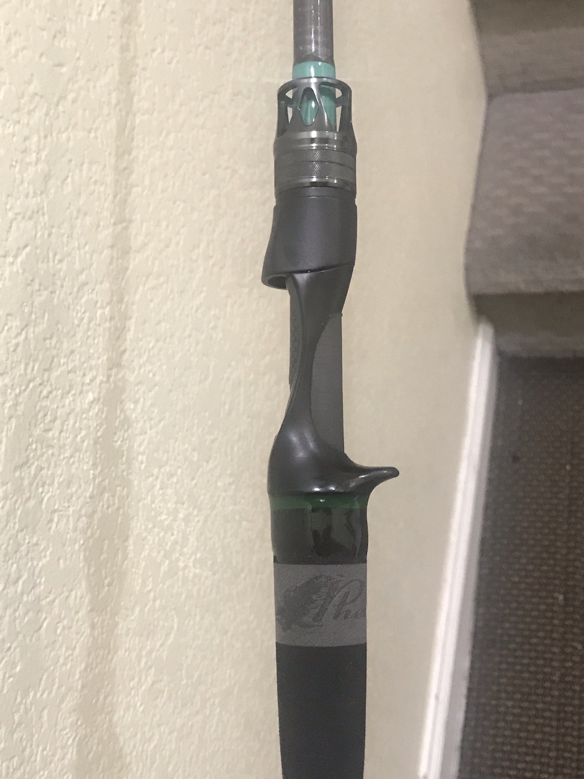 PHENIX CARBON CUSTOM MADE BAIT CASTING FISHING ROD 6’10”FT 10-20 LB SIC GUIDES