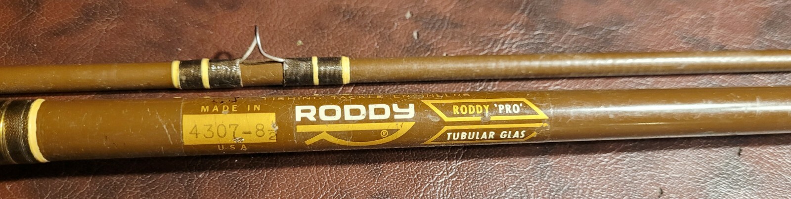 VINTAGE RODDY PRO SERIES 8′ 6″ INCH CONVENTIONAL FLY FISHING ROD GBH-HCH @@