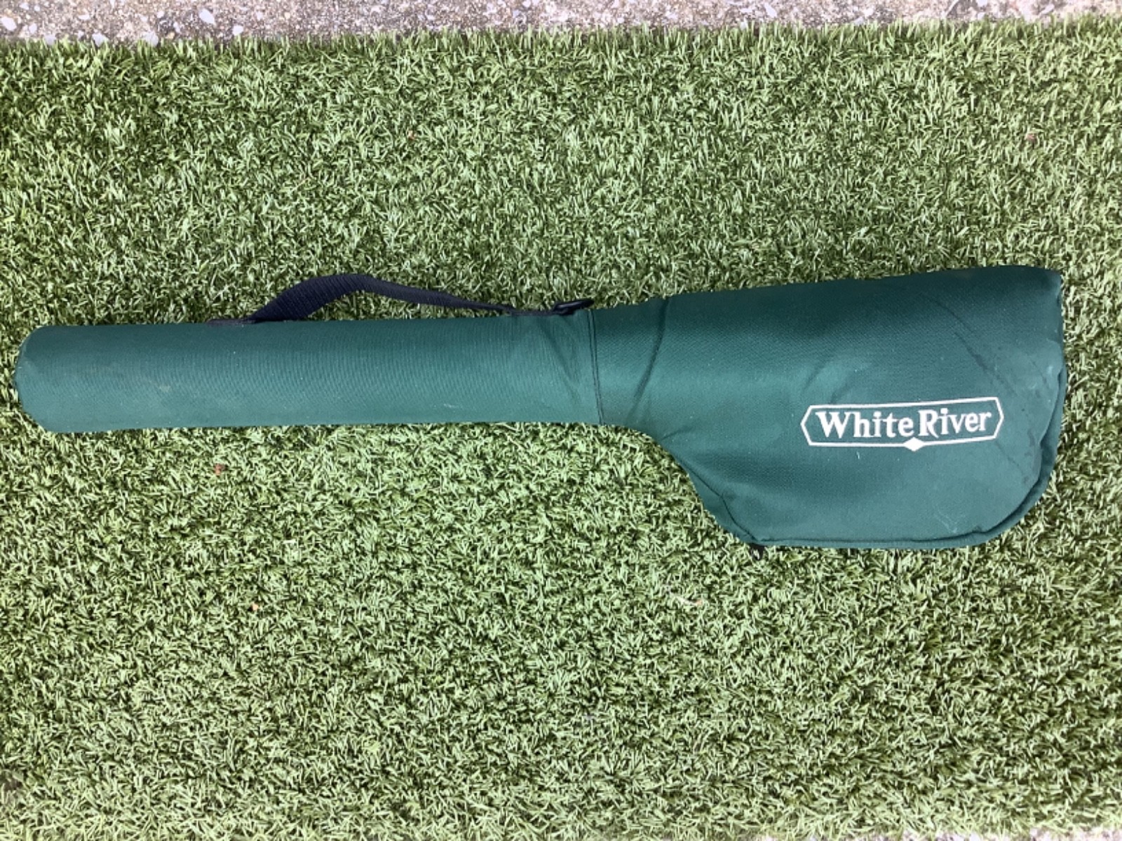 White River Fly Rod Graphite “Indian Point” 8’6″ #5 Reel, Travel Case & Flies