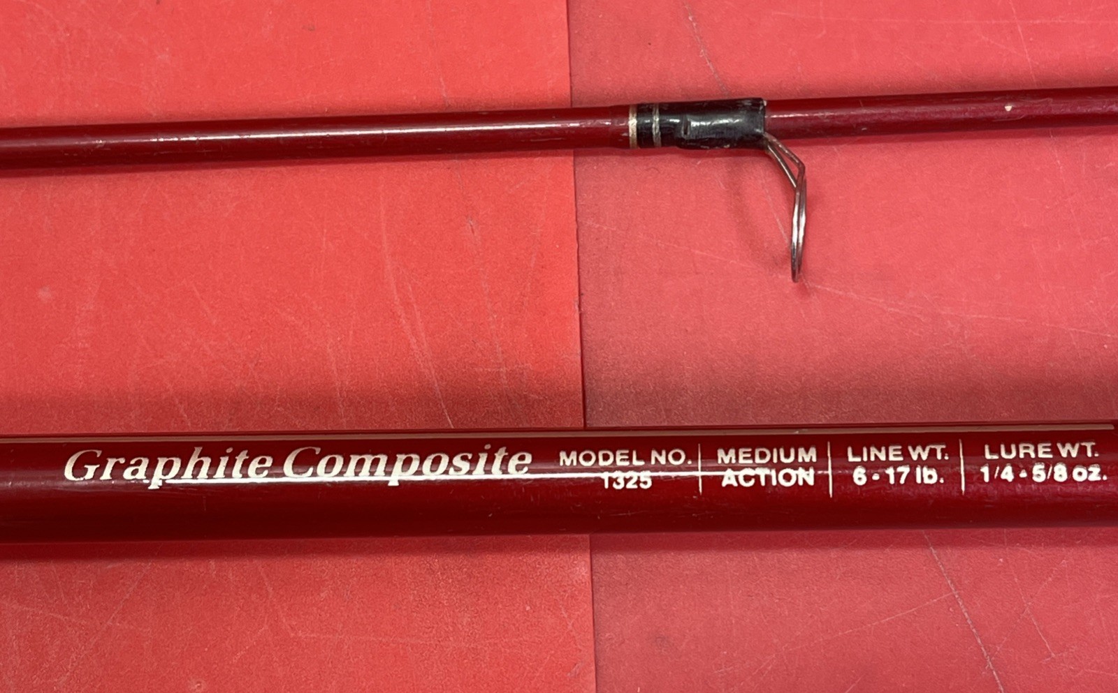 South Bend KwikStix Competitor Model 1325 Graphite Comp. 2pc 5 1/2” Spinning Rod