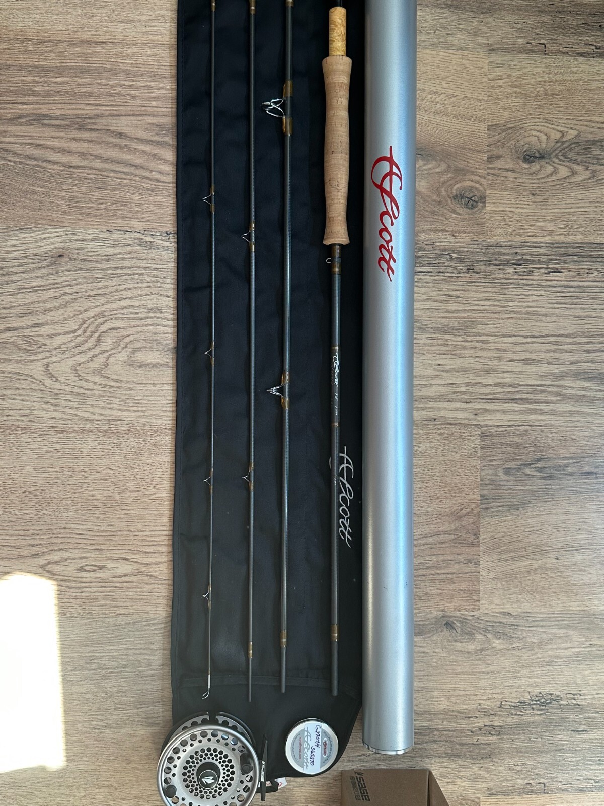 Scott G2 flyrod #7 9 feet 4-pic. Sage Trout 6,7,8 Reel