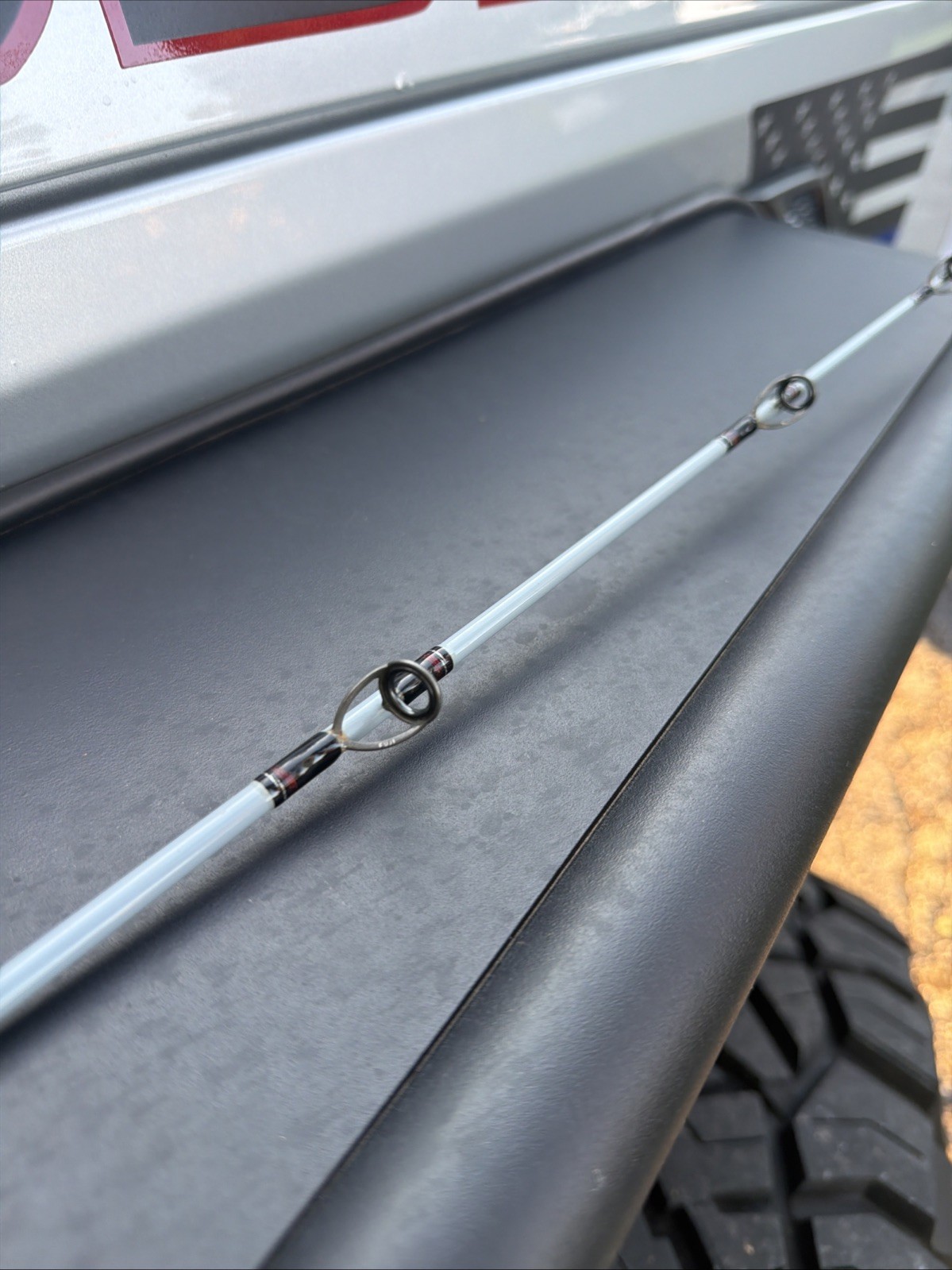 Daiwa Team Daiwa Spinning Surf Rods 2-Piece Surf Spinning Fishing Rod 10’ MHF
