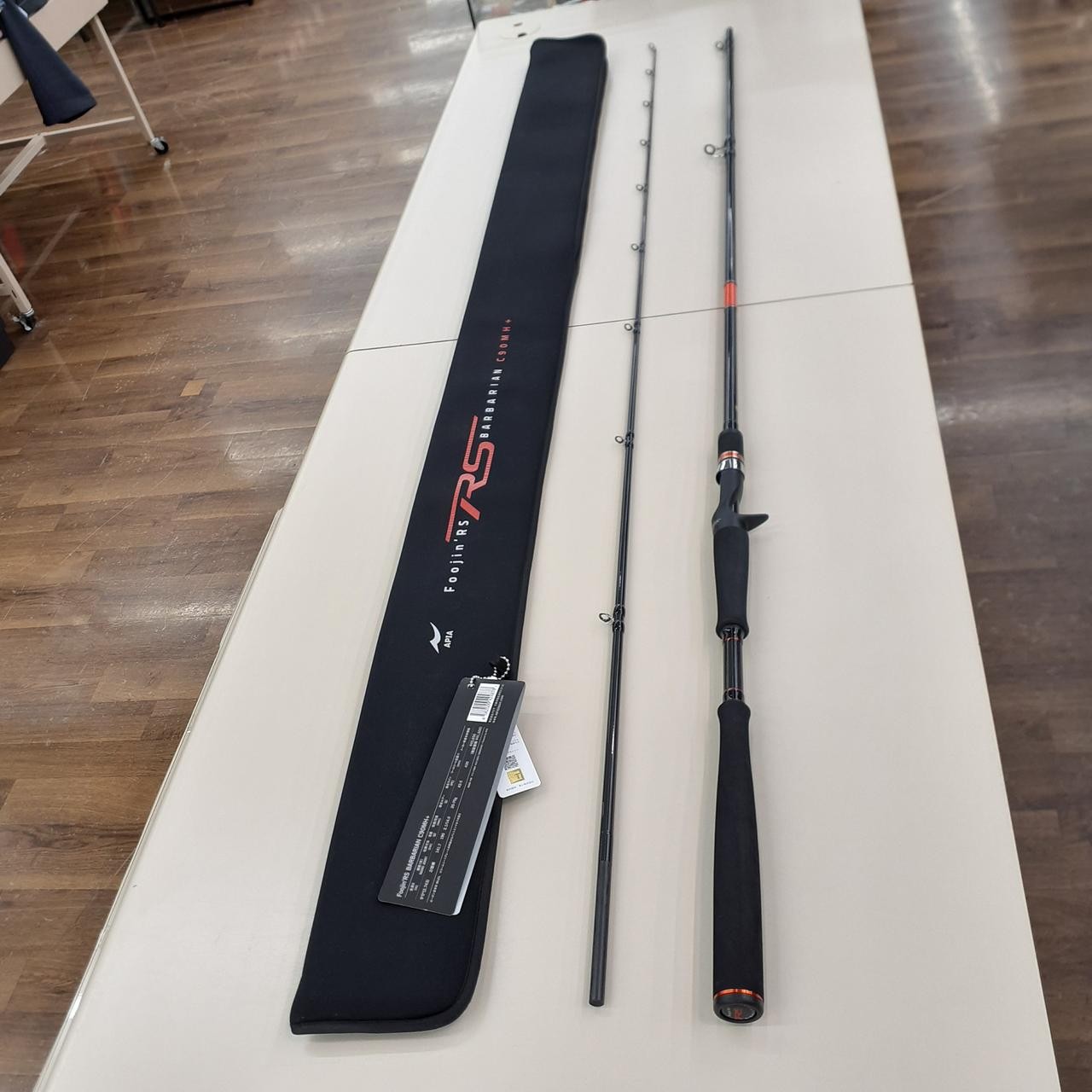 APIA FOOJIN RS Barbarian Seabass Surfcasting Rod 6’6″ (2pcs, 190g, Excellent)