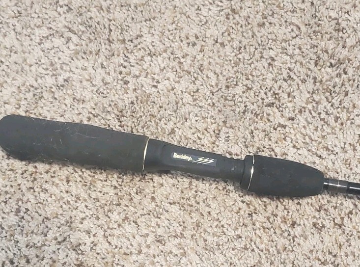 Berkley IM6 Lightning Rod Casting Fishing Rod 5.5′ Medium Heavy