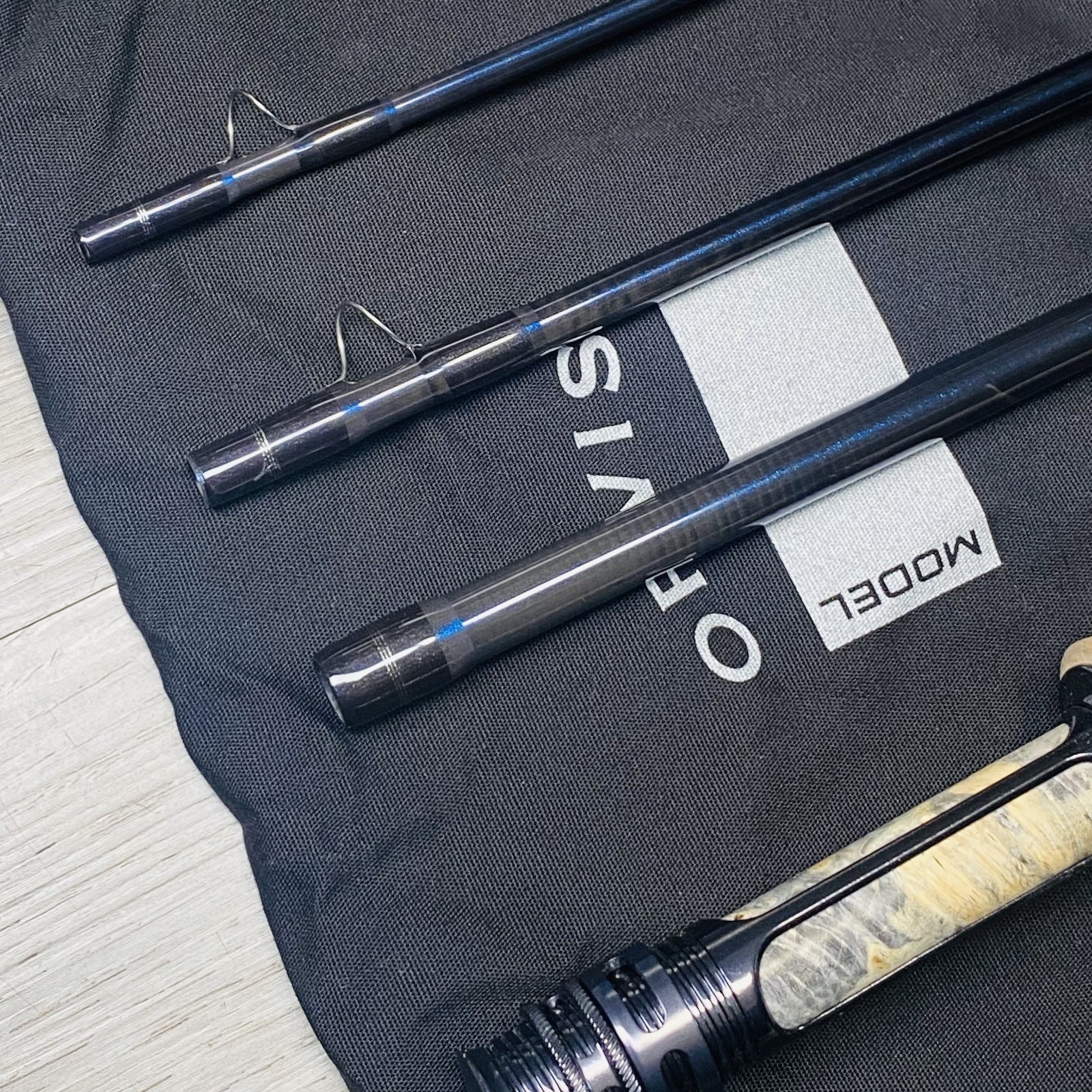 Orvis HELIOS-2 TIP FLEX 905-4 9’0” 5wt Fly rod w/Tube Case Sock [Beautiful]