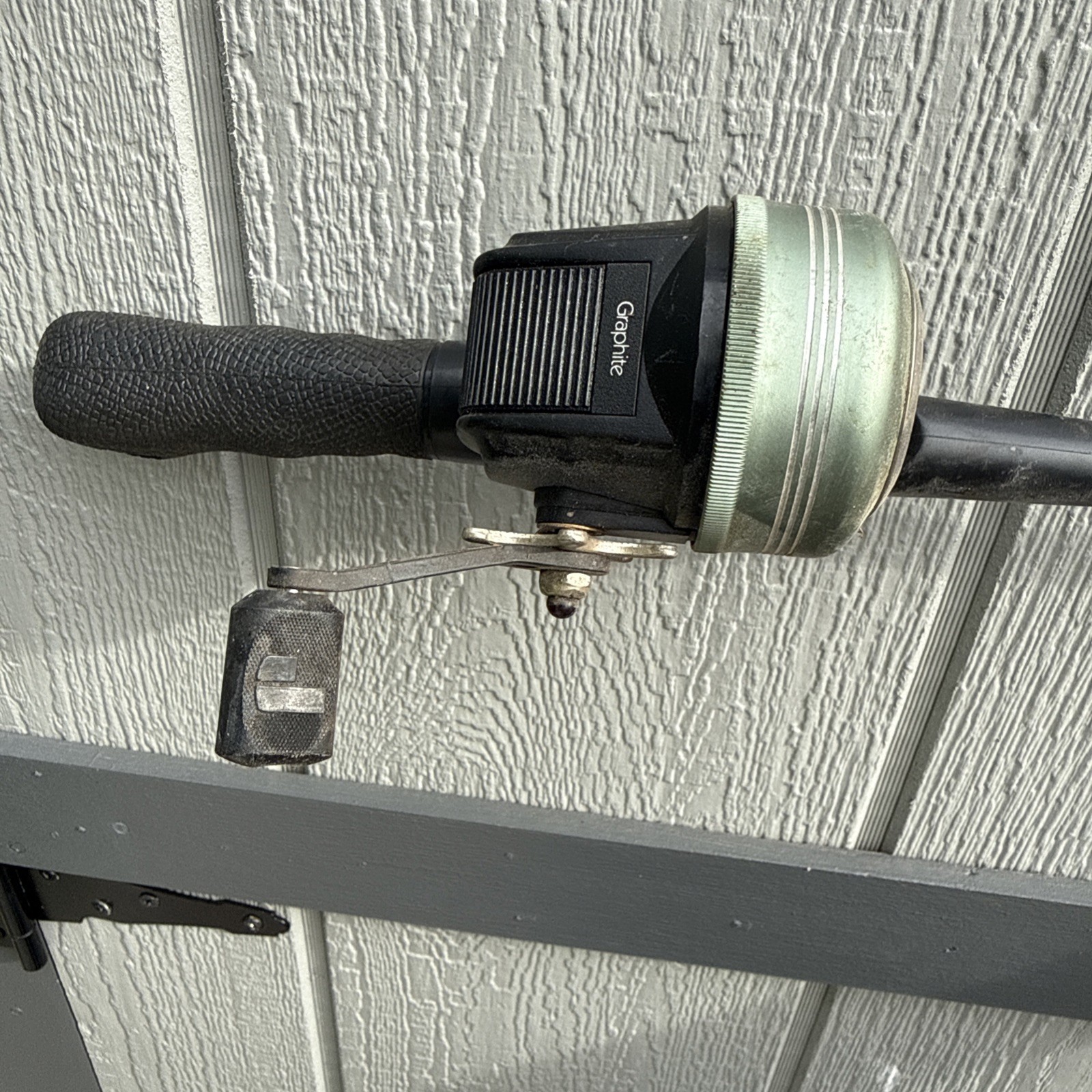 Vintage Johnson Tri Flex 3 Piece 5’6″ Spincast Fishing Rod Crappie Pro 230 Reel