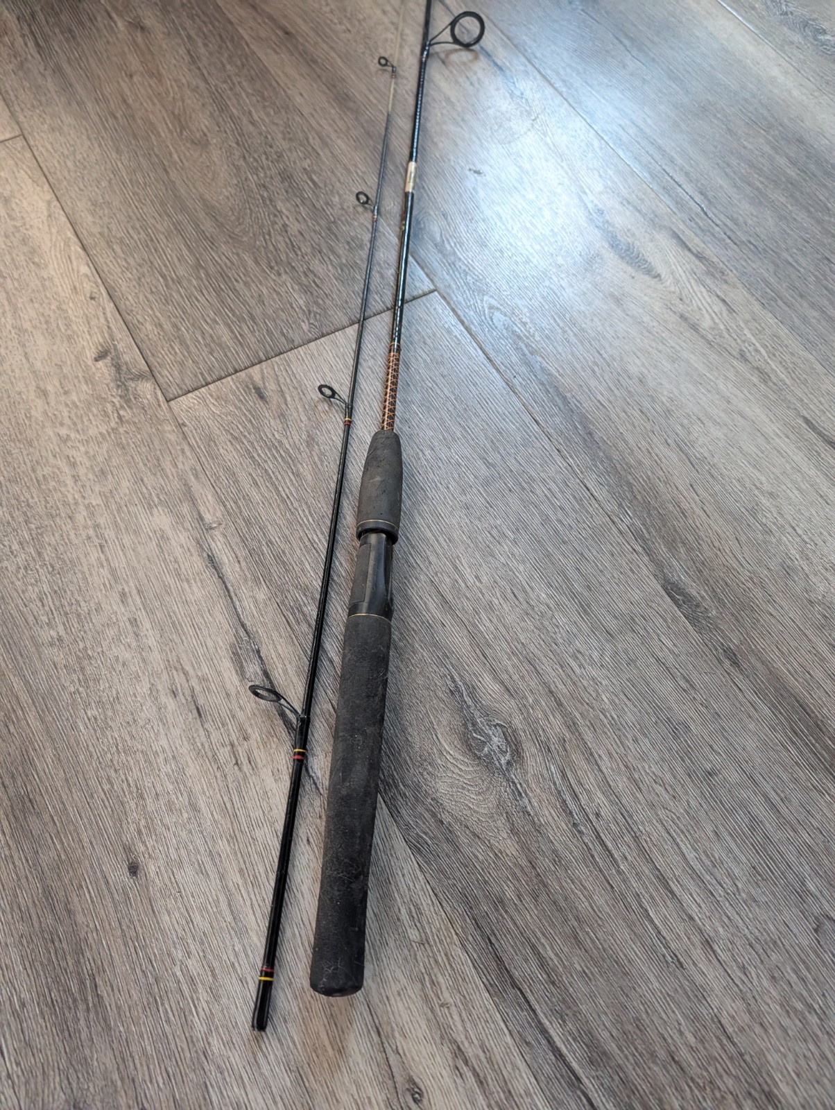 Shakespeare Ugly Stik SPL 1102 6’0” Medium Spinning Rod. Factory Reconditioned