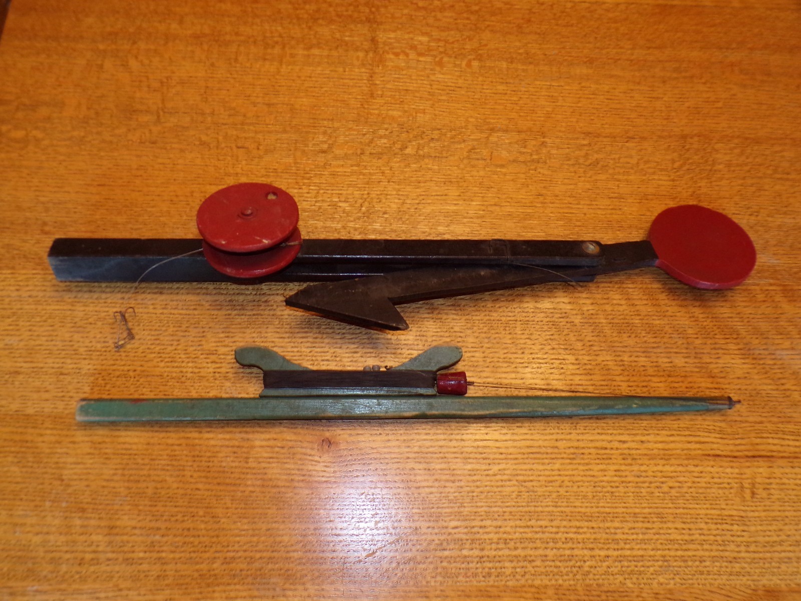 Antique Vintage Wood Hand Carved Made Ice Fishing Tip Up Pole Rod Outdoor Decor