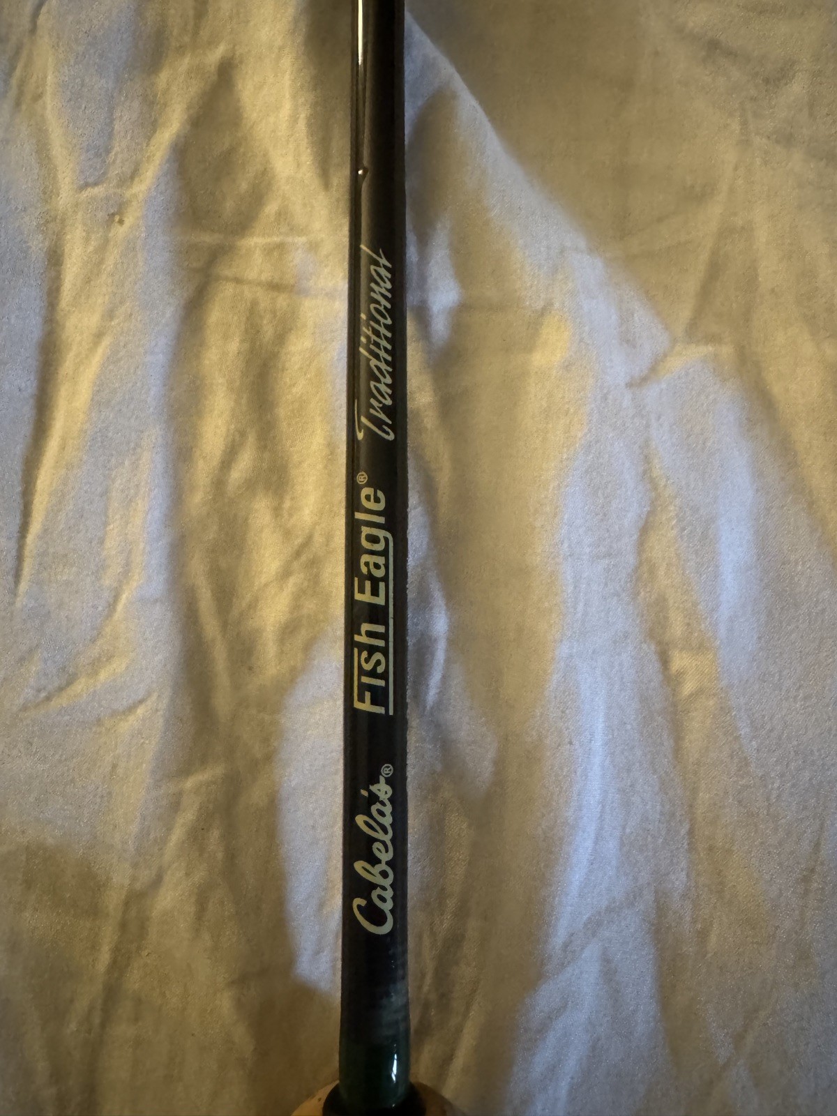 Cabelas Traditional Fish Eagle 9ft 2 Piece 8 WT Fly Rod With Case