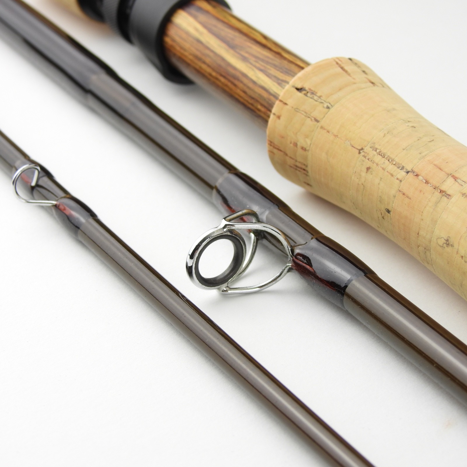 Sage Graphite III 9100-3RPL Fly Fishing Rod. 10’. 9wt. W/ Tube & Sock.