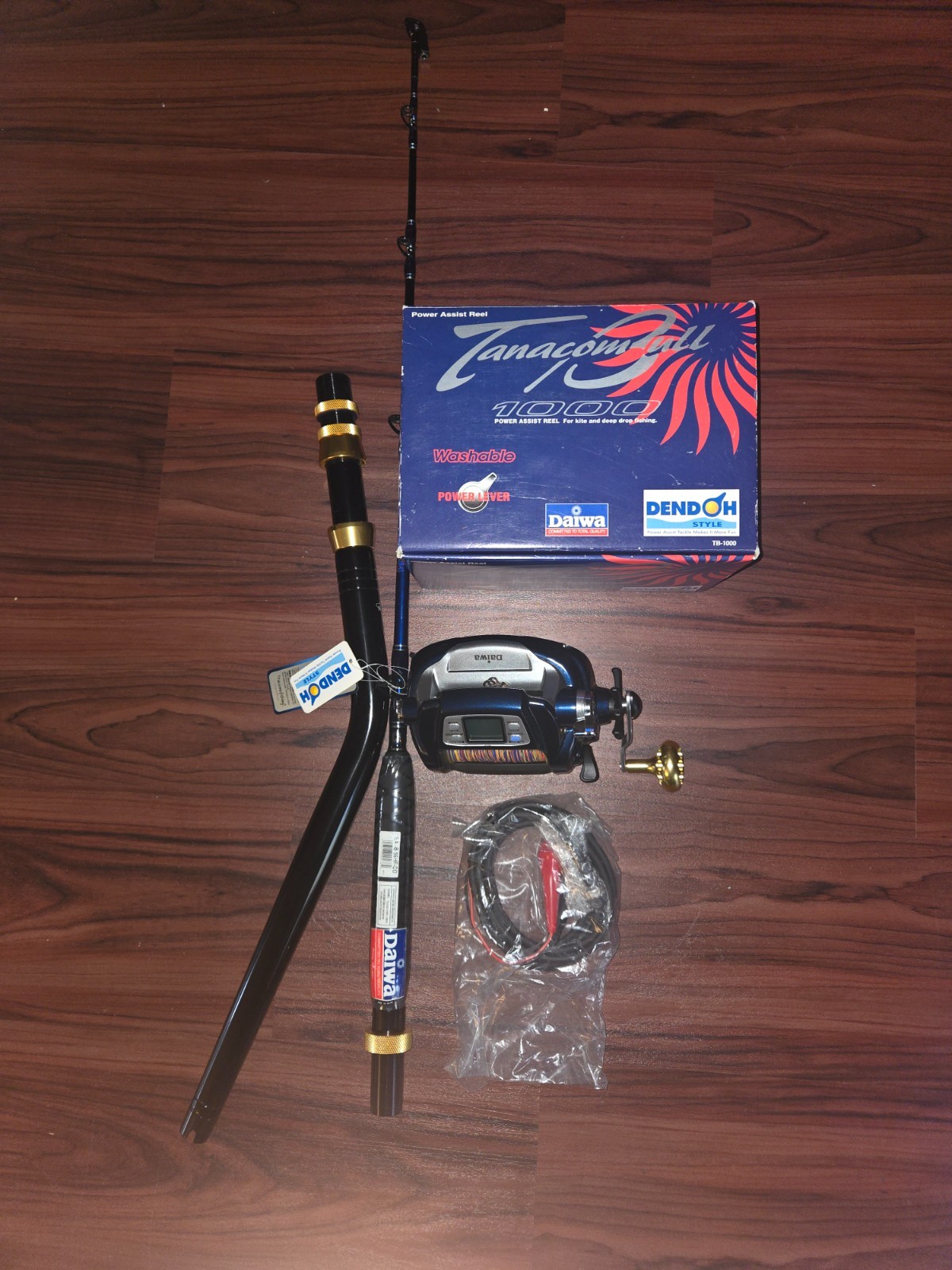 Daiwa tanacom bull 1000 on Daiwa Saltiga Deep Drop Rod- SA-B56HF-DD