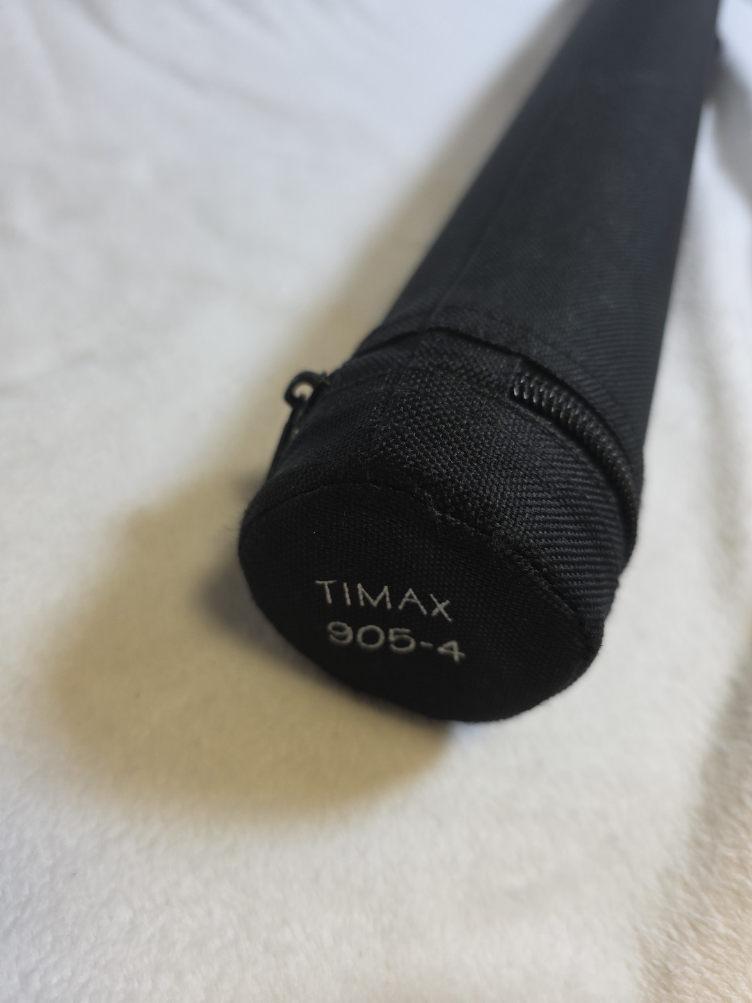Powell Legacy XL 905-4 Fly Fishing Rod 9′ 4wt 4 Piece Black Excellent Case