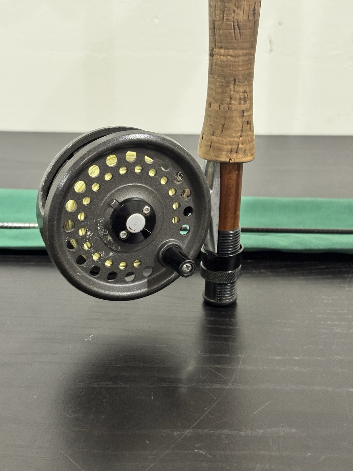 Vintage Orvis Rocky Mountain 8”6” 5WT Graphite Fly Rod w/ Orvis Madison Reel